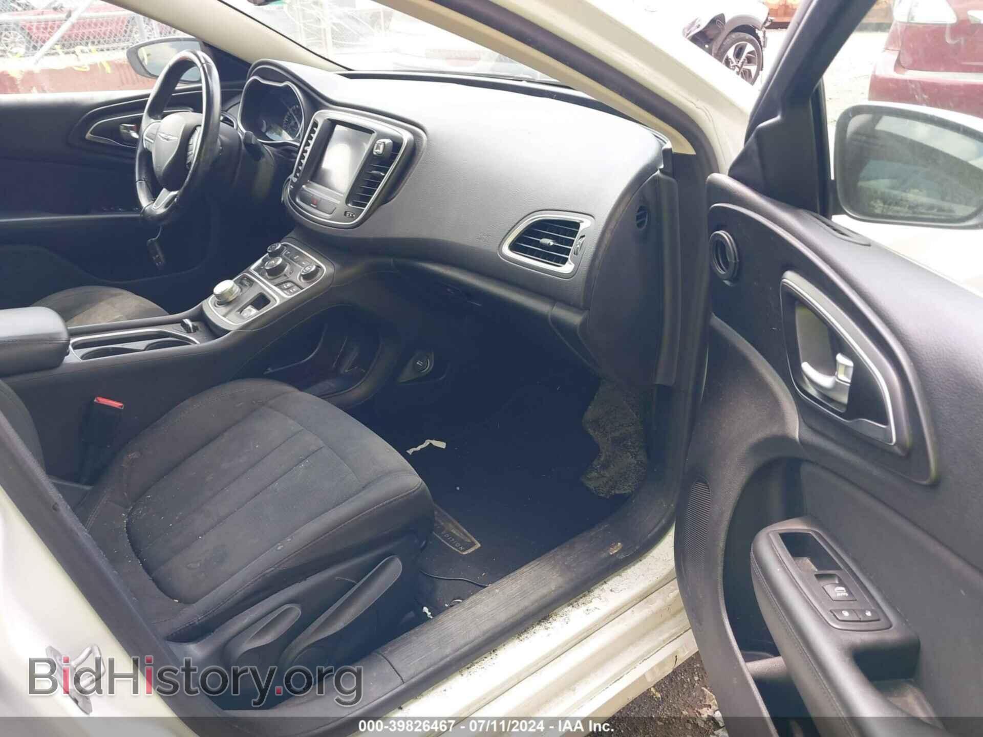 2016 CHRYSLER 200 - VIN: 1C3CCCAB5GN168479 - Фото 5