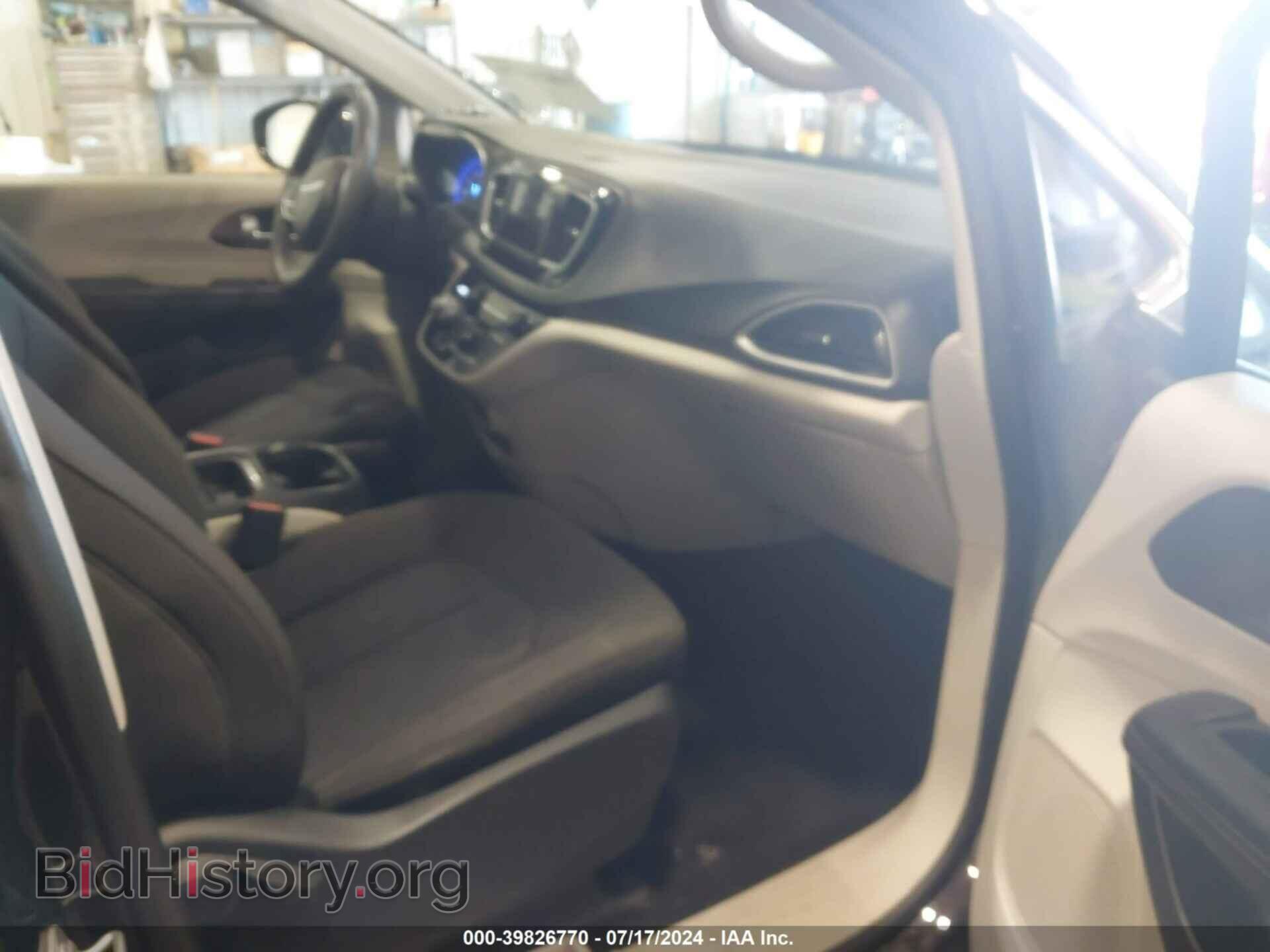 2018 CHRYSLER PACIFICA - VIN: 2C4RC1FG5JR123745 - Фото 5