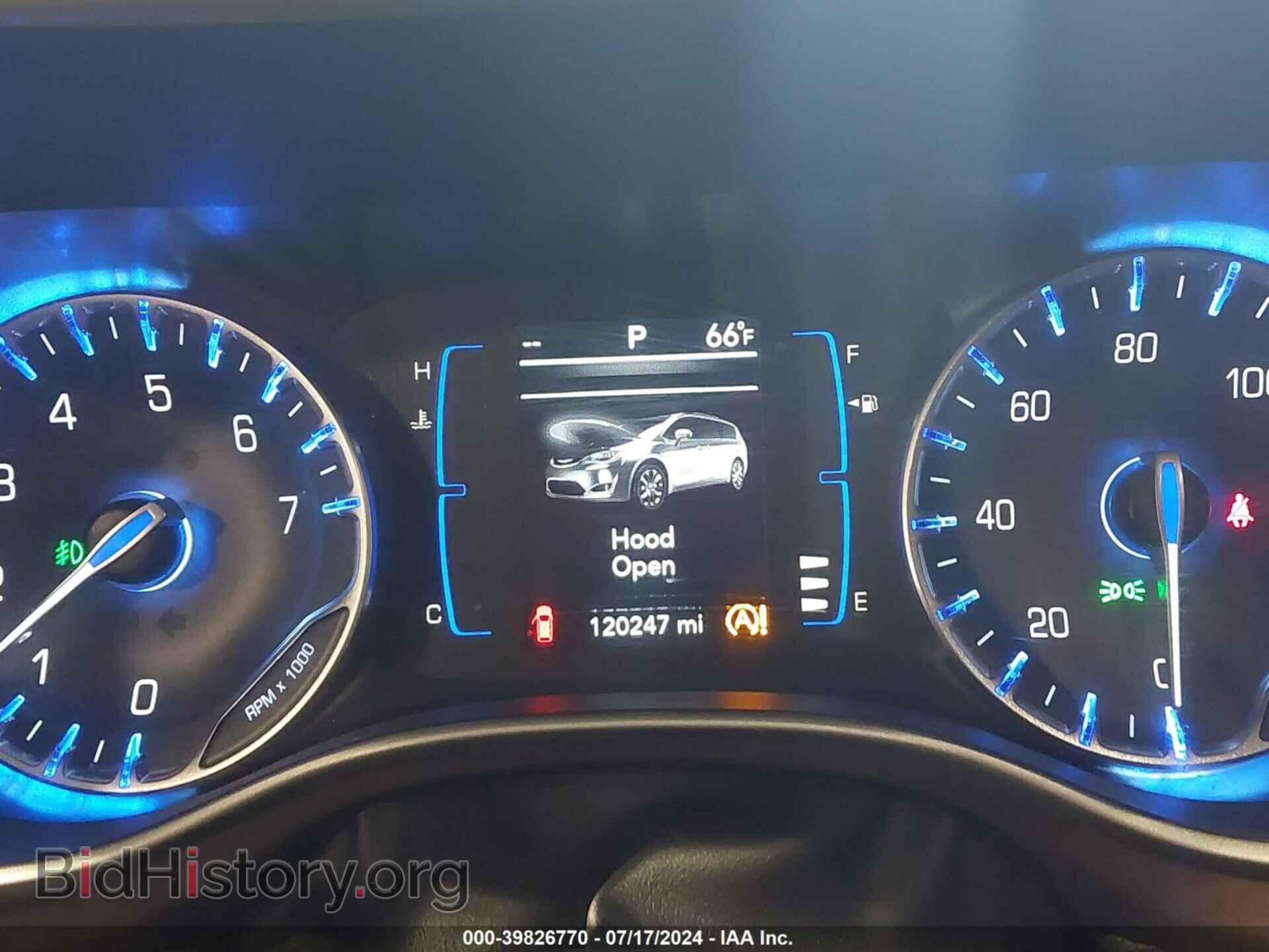 2018 CHRYSLER PACIFICA - VIN: 2C4RC1FG5JR123745 - Фото 7