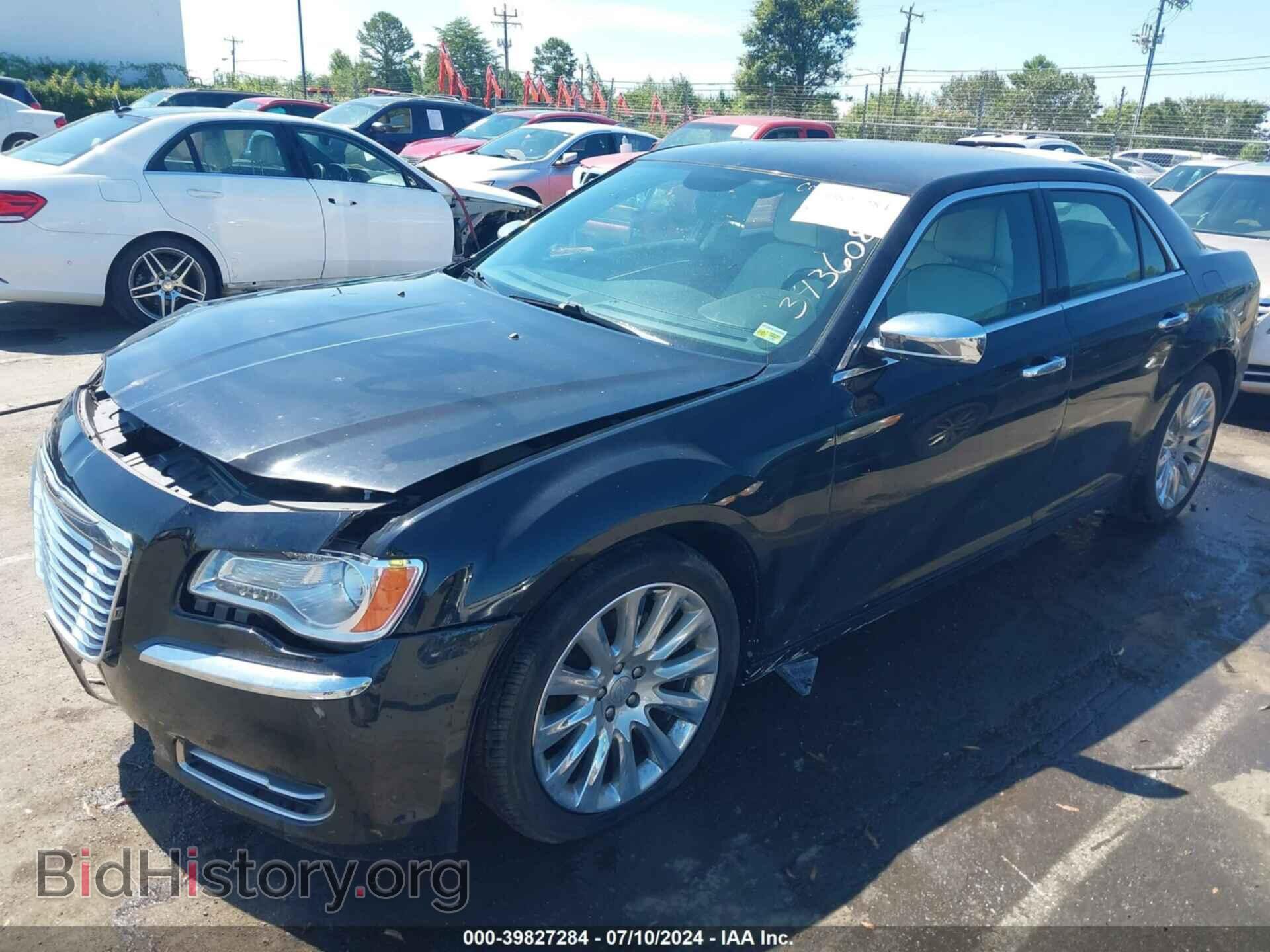 2014 CHRYSLER 300 - VIN: 2C3CCAAG3EH343608 - Фото 2