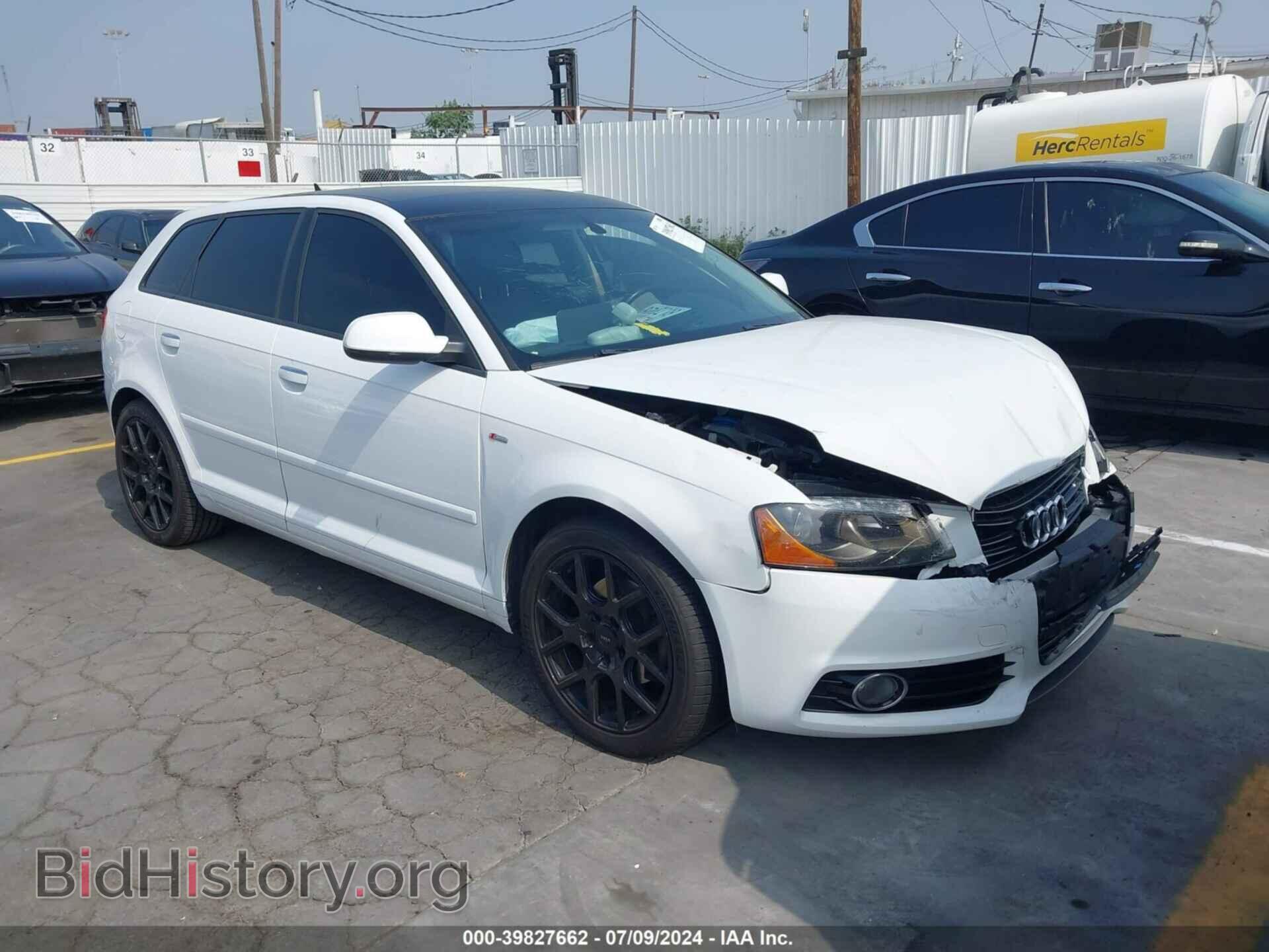 Photo WAUKJAFM1CA070978 - AUDI A3 2012