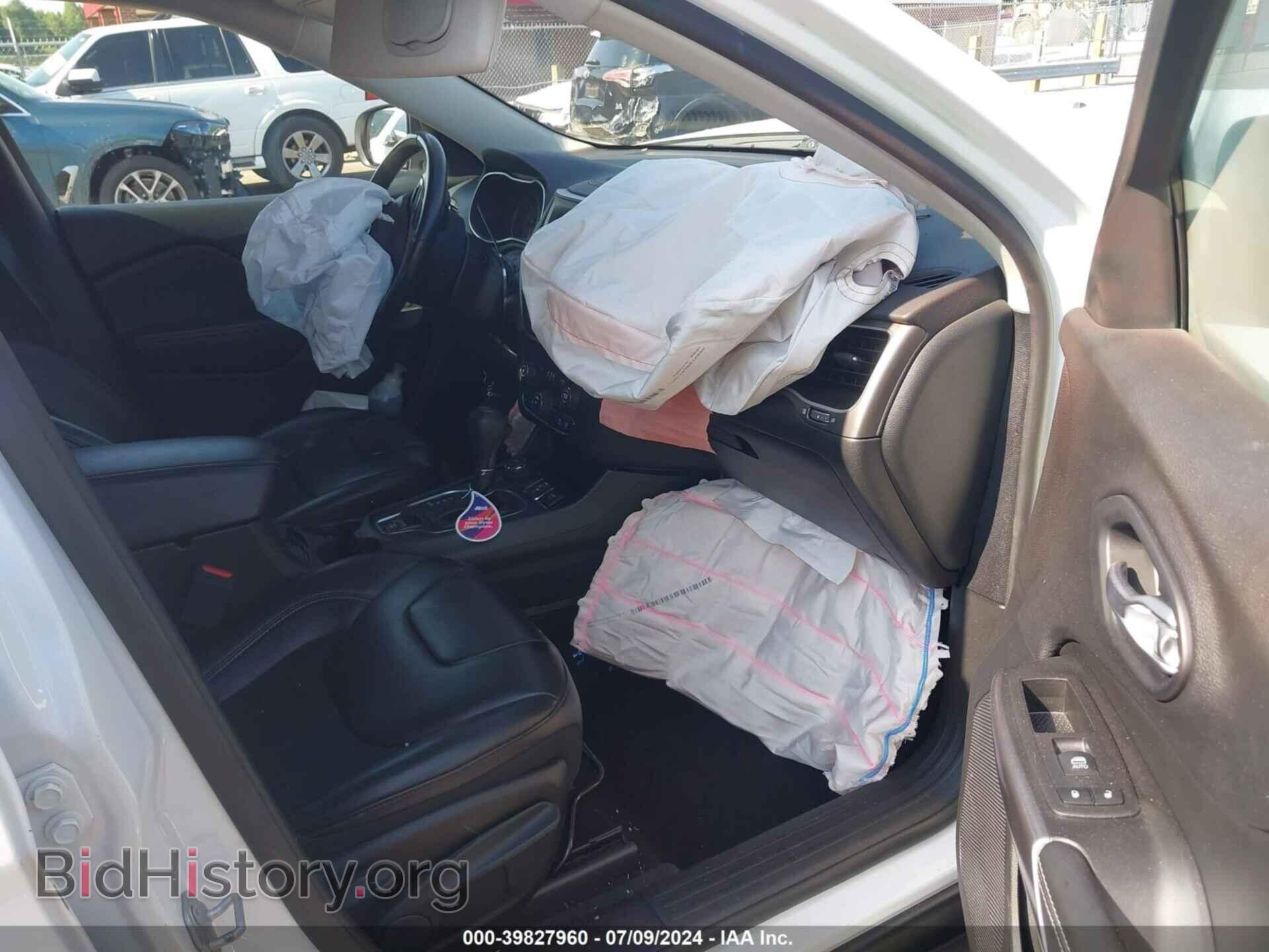 2019 JEEP CHEROKEE - VIN: 1C4PJMLX4KD476503 - Фото 5