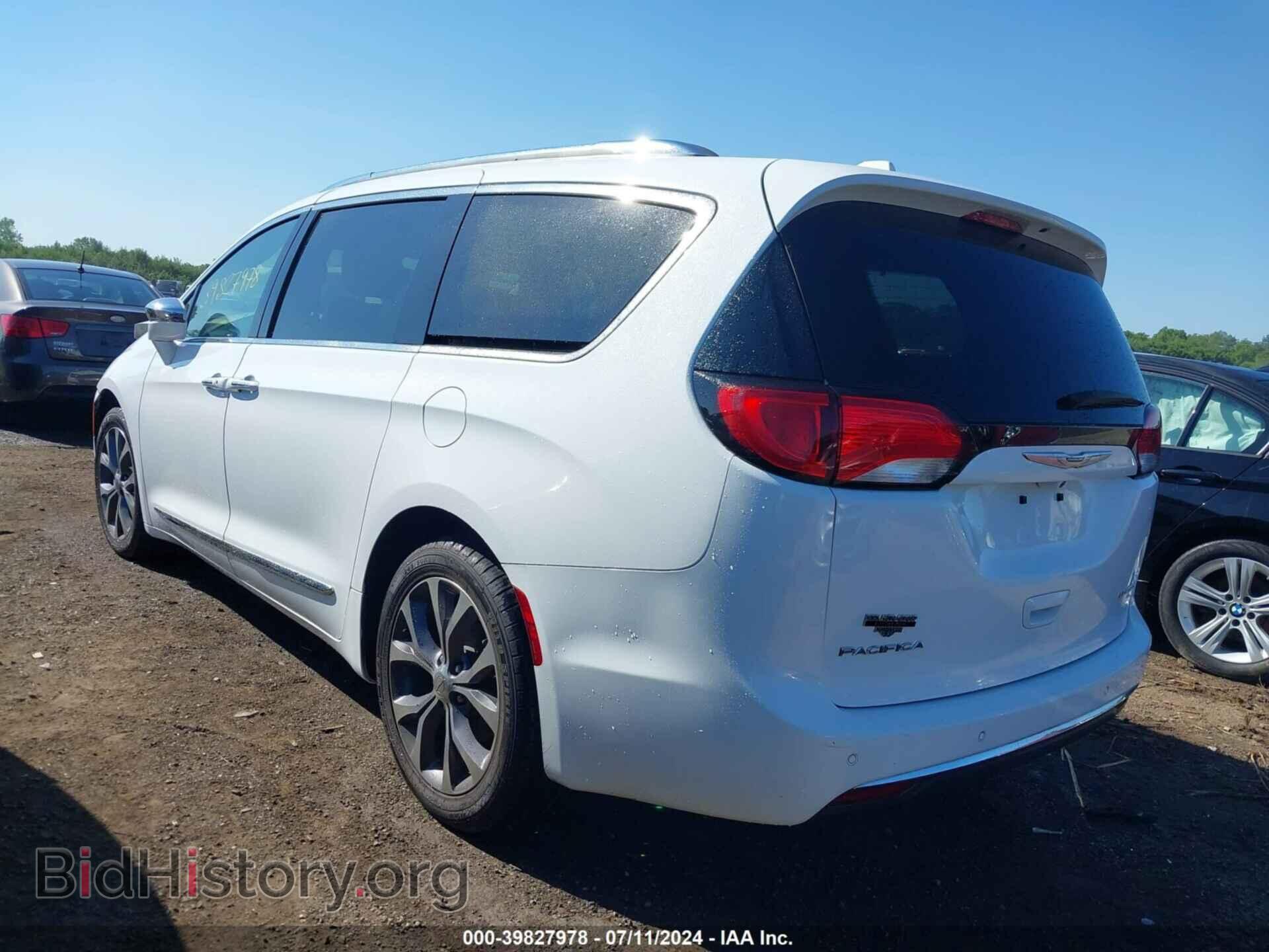 2018 CHRYSLER PACIFICA - VIN: 2C4RC1GG6JR116074 - Фото 3