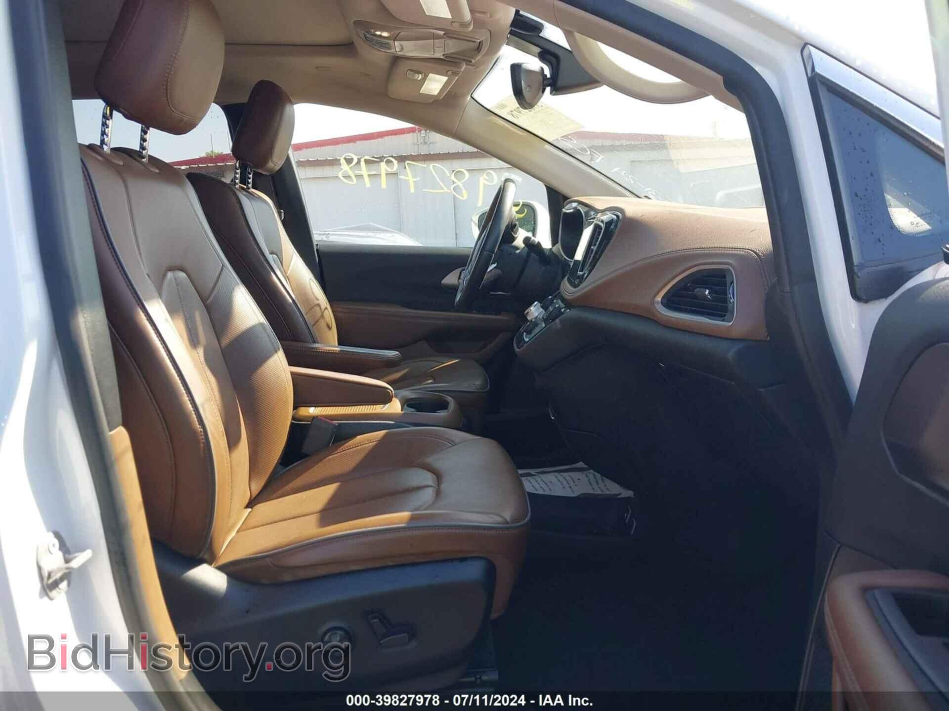 2018 CHRYSLER PACIFICA - VIN: 2C4RC1GG6JR116074 - Фото 5