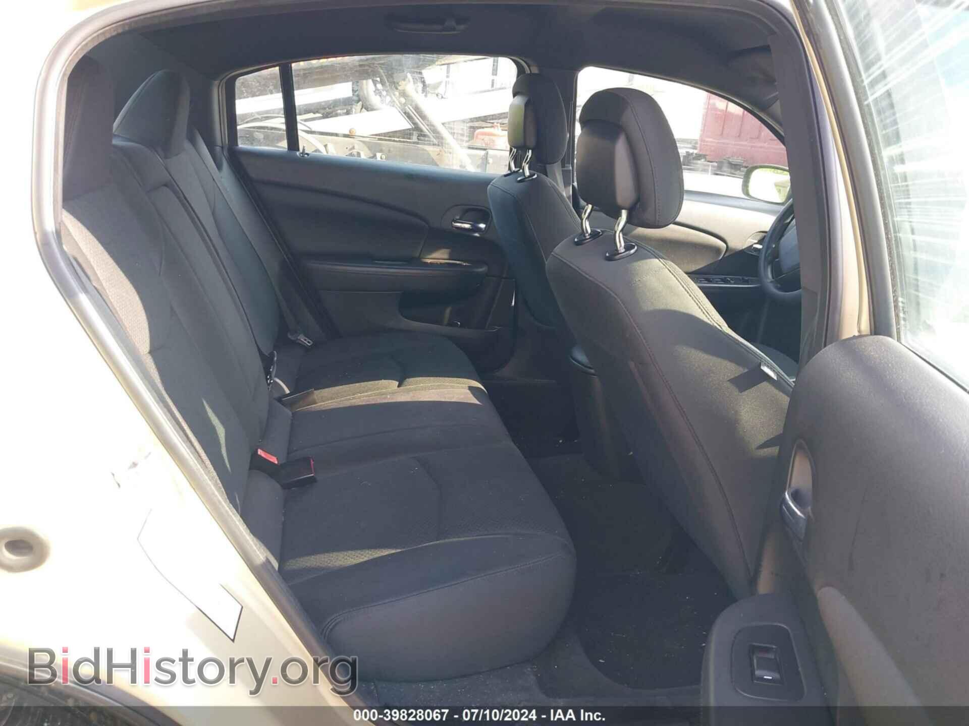 2011 CHRYSLER 200 - VIN: 1C3BC4FB8BN515497 - Фото 8