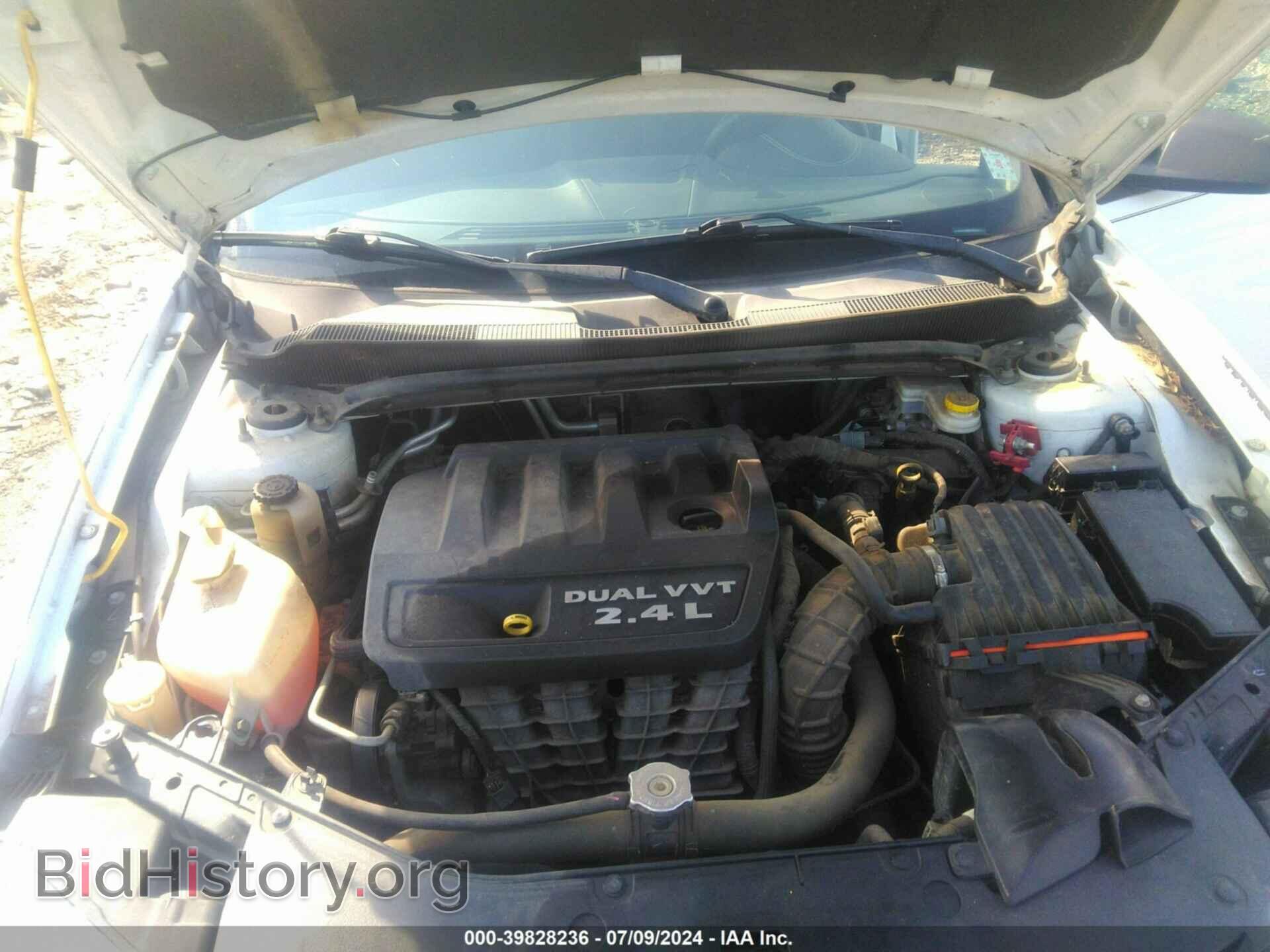 2011 DODGE AVENGER - VIN: 1B3BD4FB3BN590649 - Photo 10