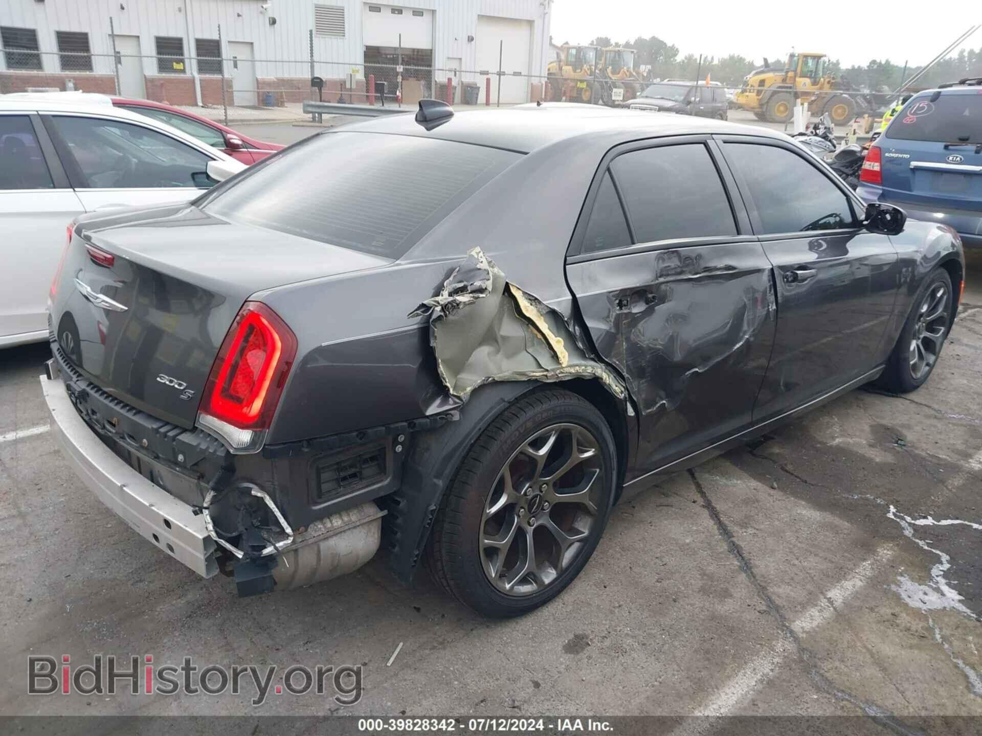 2015 CHRYSLER 300 - VIN: 2C3CCABG9FH760344 - Фото 4