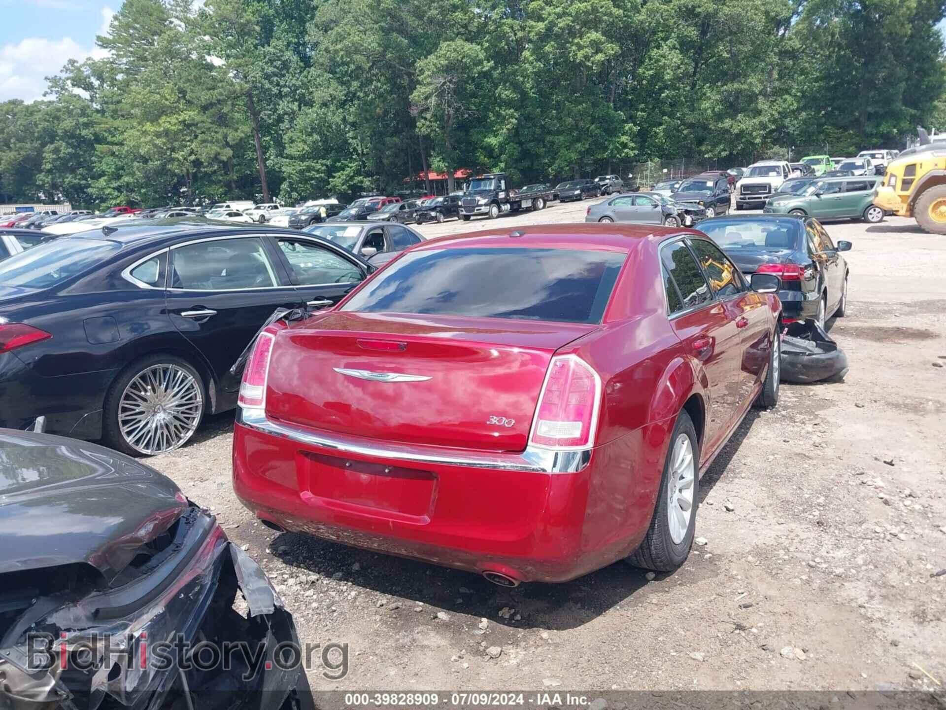 2014 CHRYSLER 300 - VIN: 2C3CCAAG7EH167260 - Photo 4