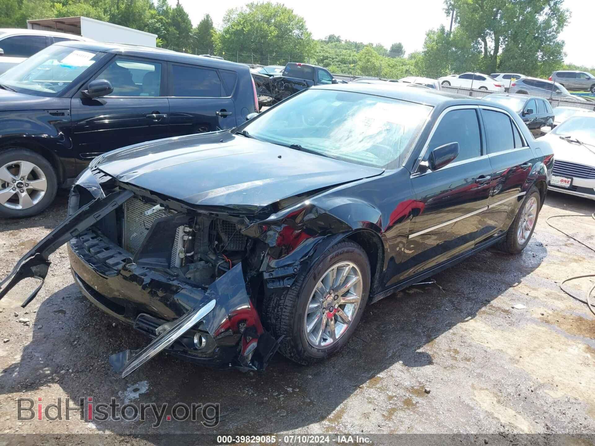 2014 CHRYSLER 300 - VIN: 2C3CCAAG1EH343526 - Фото 2