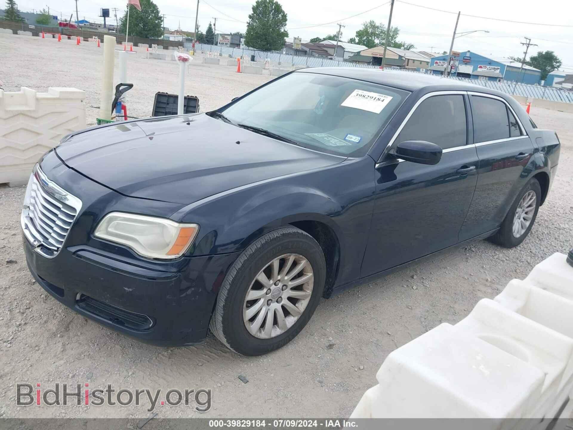 2012 CHRYSLER 300 - VIN: 2C3CCAAG3CH144510 - Фото 2