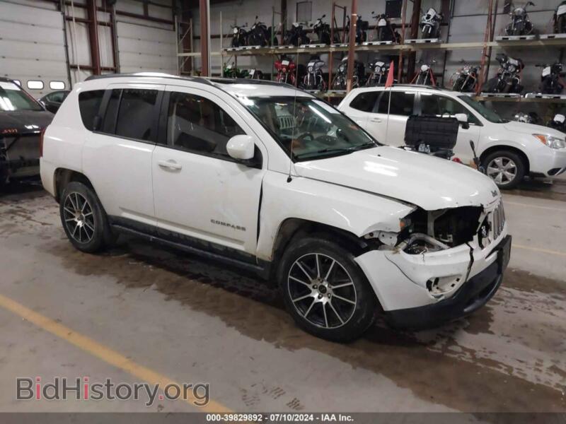 2014 Jeep COMPASS Limited (VIN 1C4NJCCB4ED798360) — фото 1 из 8, IAAI, повреждение: правая передняя часть