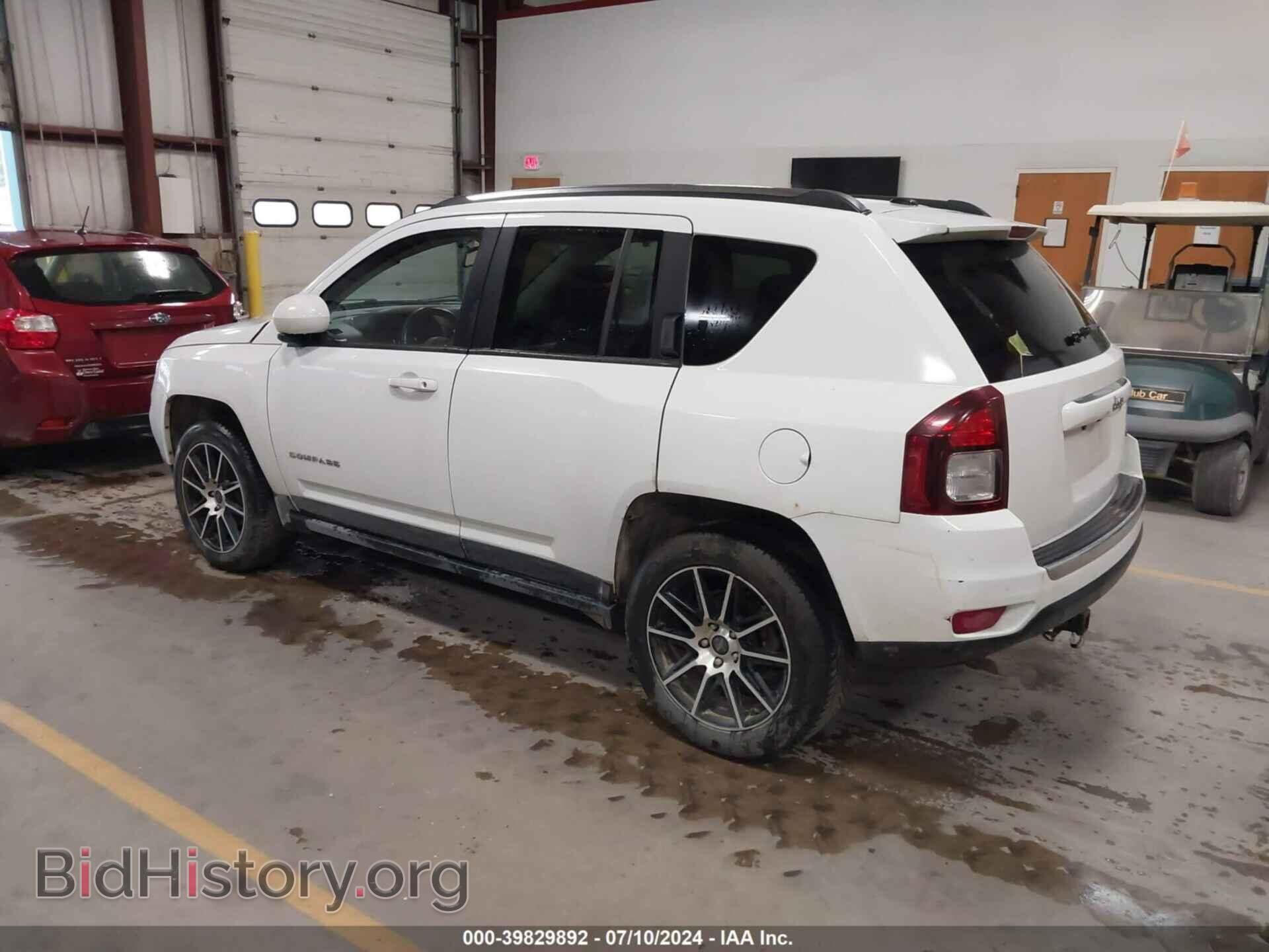 2014 JEEP COMPASS - VIN: 1C4NJCCB4ED798360 - Фото 3