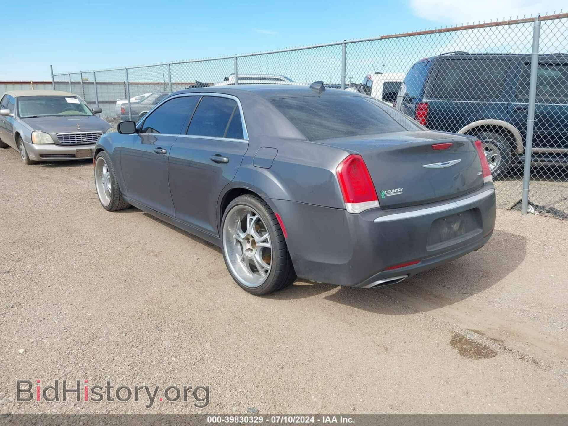 2015 CHRYSLER 300 - VIN: 2C3CCAAG8FH806909 - Фото 3