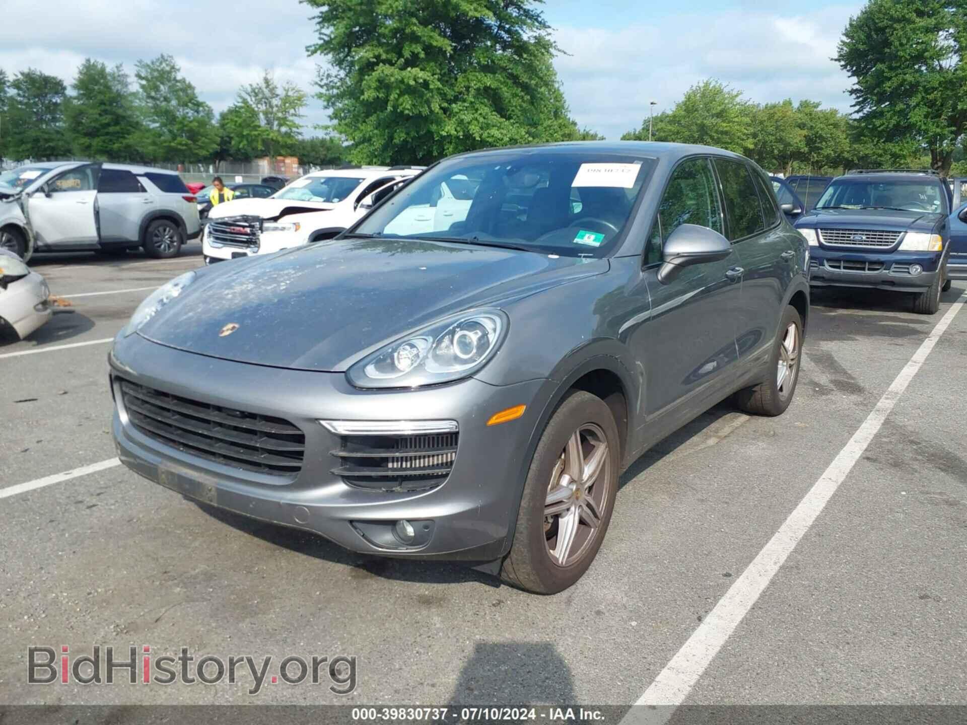 2016 PORSCHE CAYENNE - VIN: WP1AB2A23GLA92657 - Фото 2