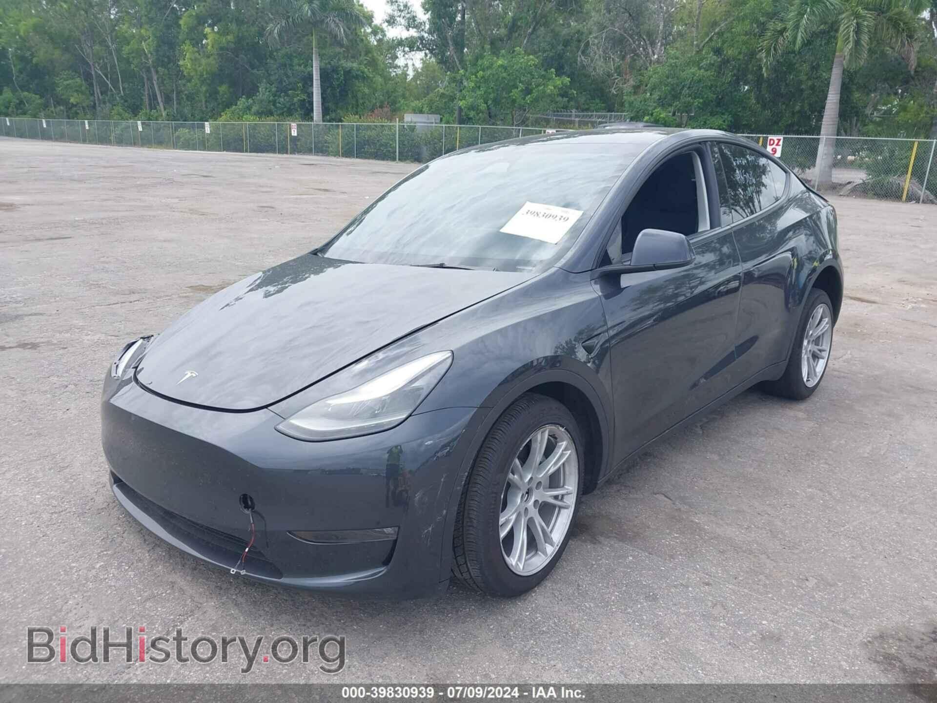 2024 TESLA MODEL Y - VIN: 7SAYGDEE3RF985146 - Фото 2