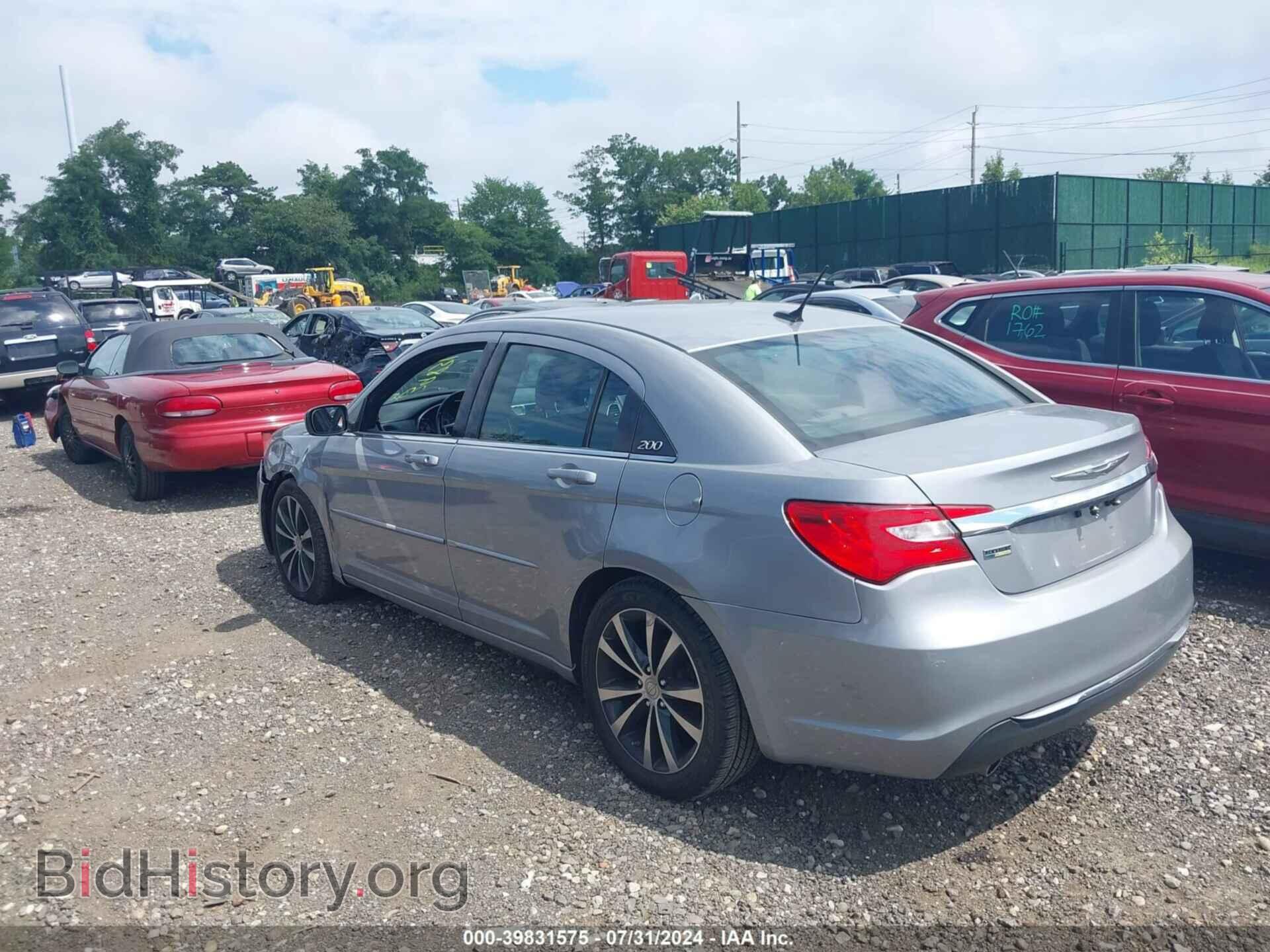 2013 CHRYSLER 200 - VIN: 1C3CCBBG1DN703470 - Фото 3