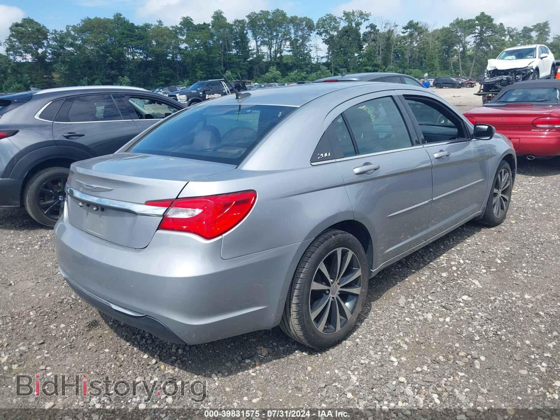 2013 CHRYSLER 200 - VIN: 1C3CCBBG1DN703470 - Фото 4