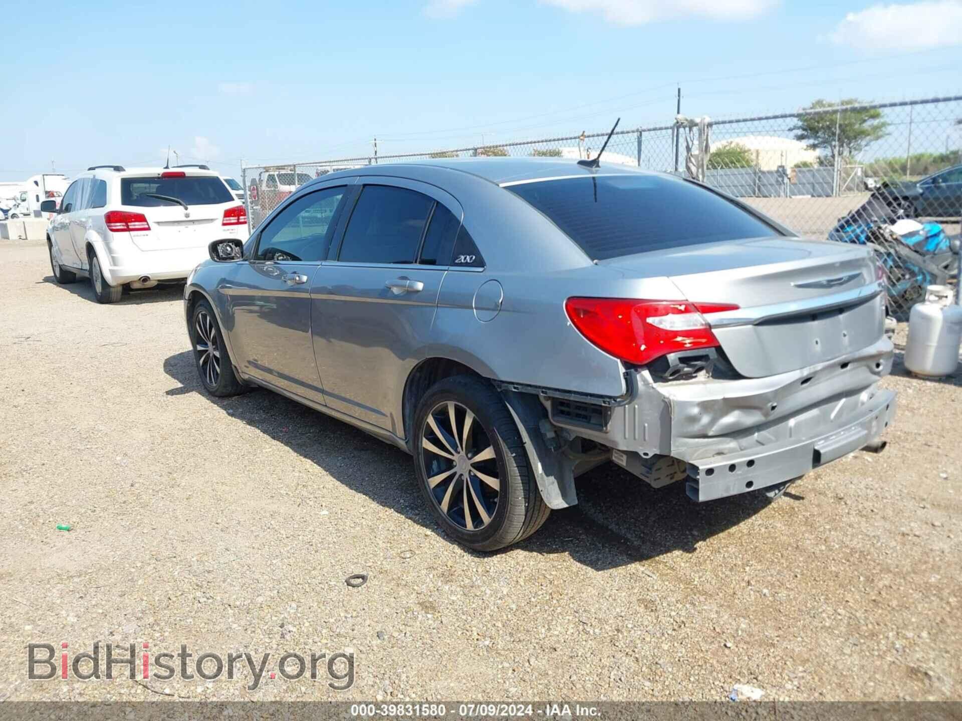 2014 CHRYSLER 200 - VIN: 1C3CCBBB1EN153404 - Фото 3