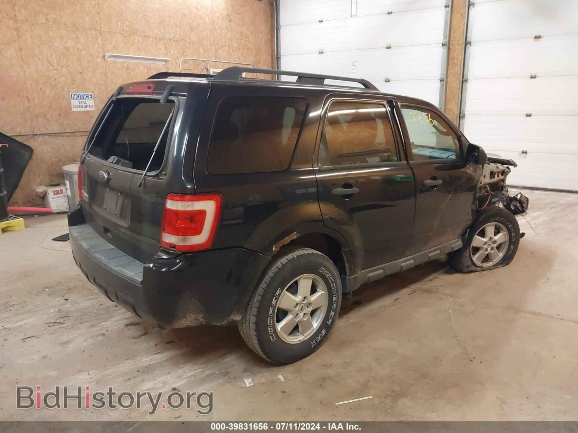 2010 FORD ESCAPE - VIN: 1FMCU0D73AKB51571 - Фото 4