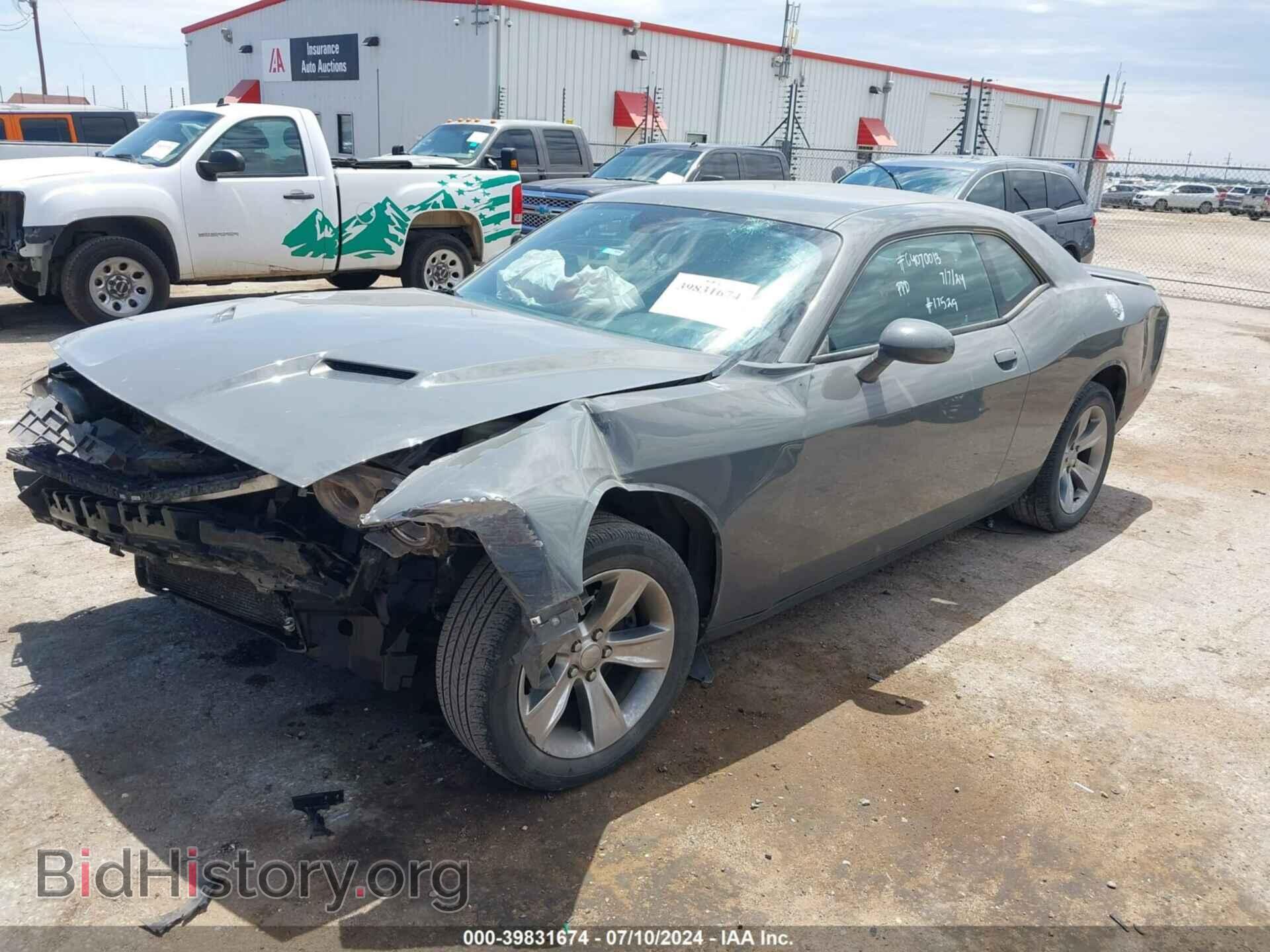 2018 DODGE CHALLENGER - VIN: 2C3CDZAG4JH130995 - Фото 2