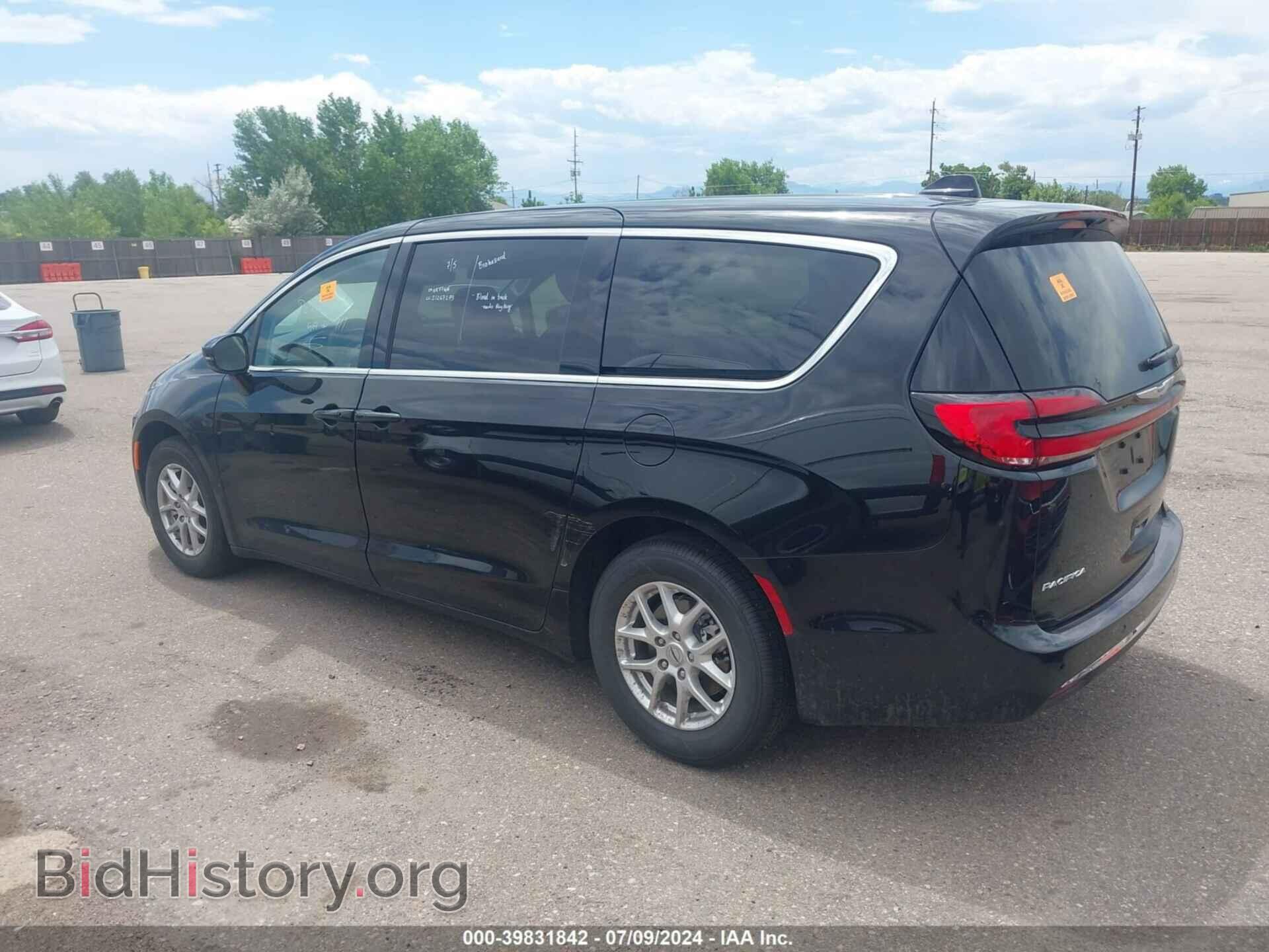 2024 CHRYSLER PACIFICA - VIN: 2C4RC1BG3RR135801 - Фото 3