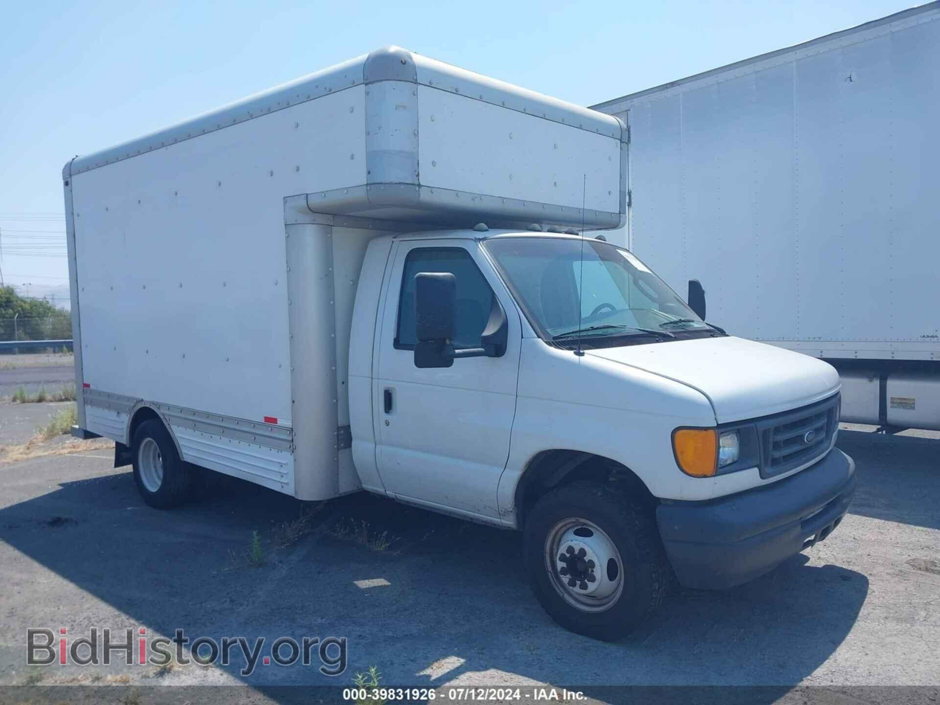 Photo 1FDXE45S76DA59268 - FORD E-450 CUTAWAY 2006
