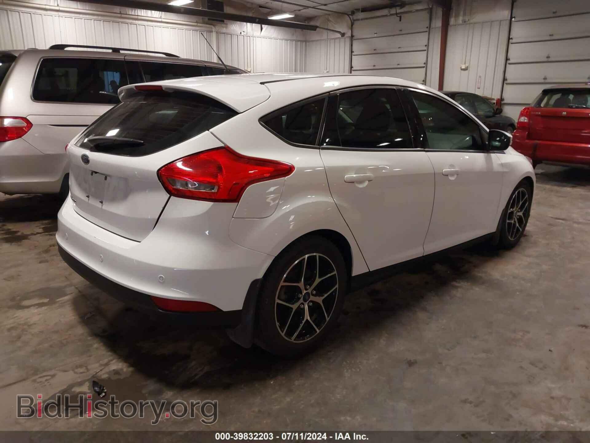2017 FORD FOCUS - VIN: 1FADP3M25HL347740 - Фото 4