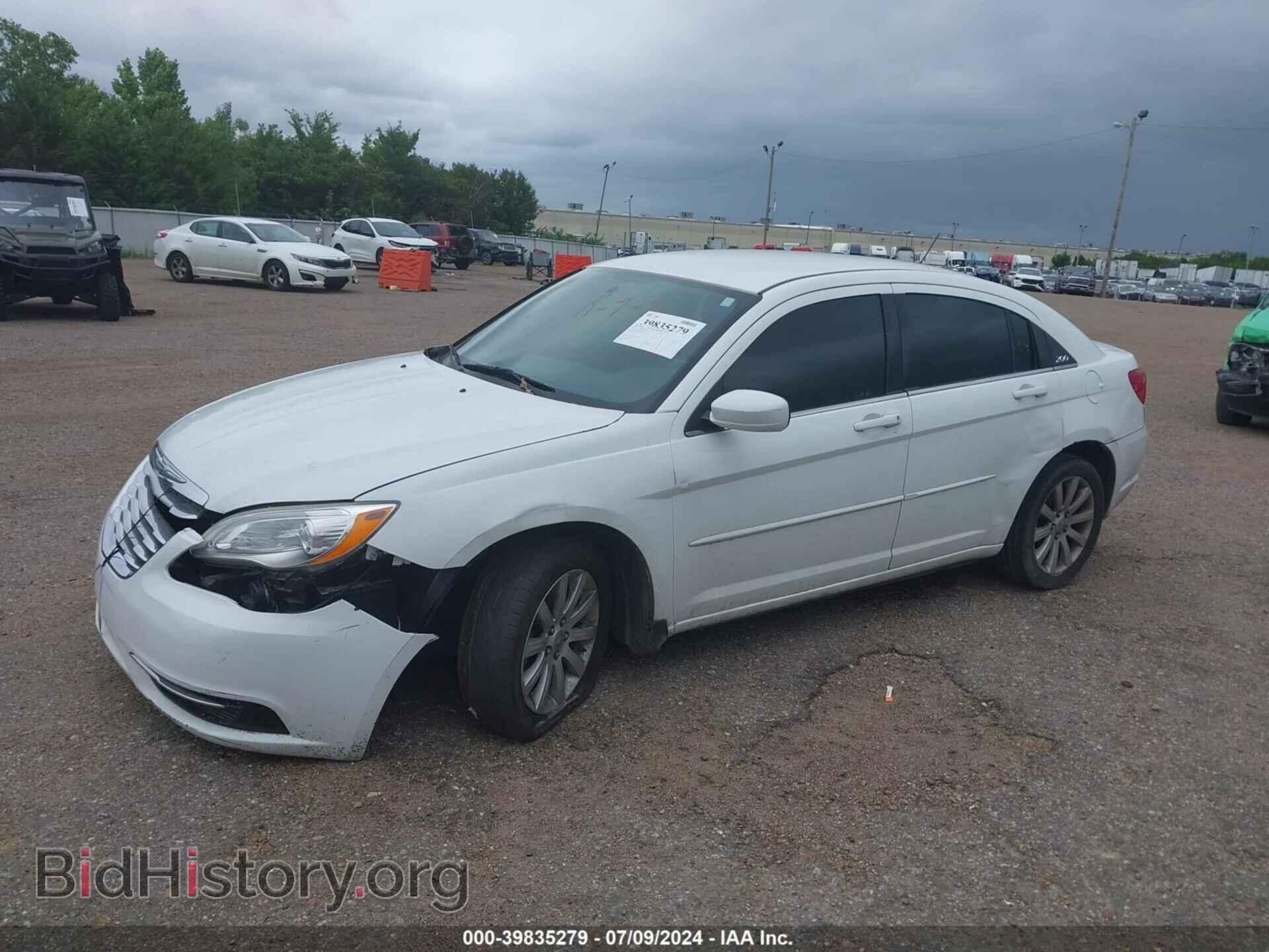 2012 CHRYSLER 200 - VIN: 1C3CCBBB8CN155146 - Фото 2