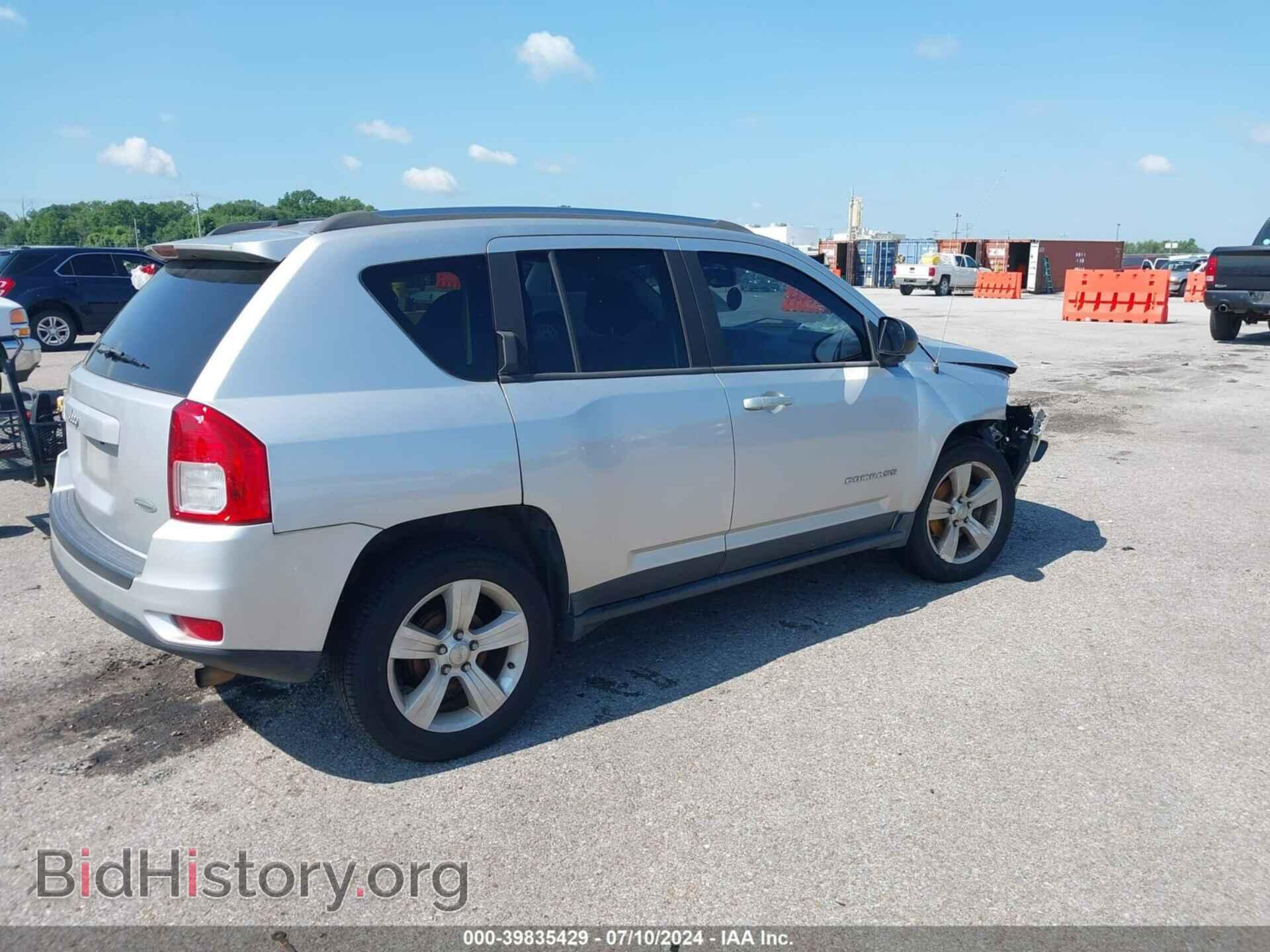 2013 JEEP COMPASS - VIN: 1C4NJCEB0DD276000 - Фото 4