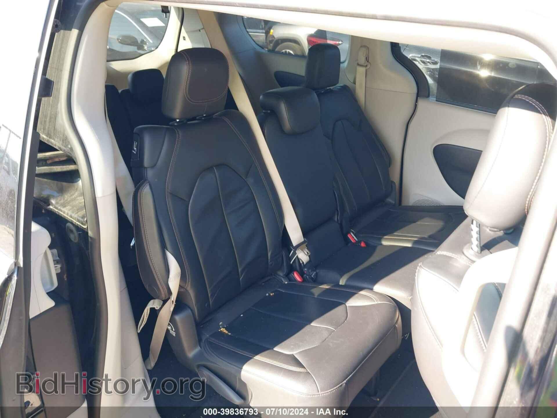 2017 CHRYSLER PACIFICA - VIN: 2C4RC1BG3HR744305 - Фото 8