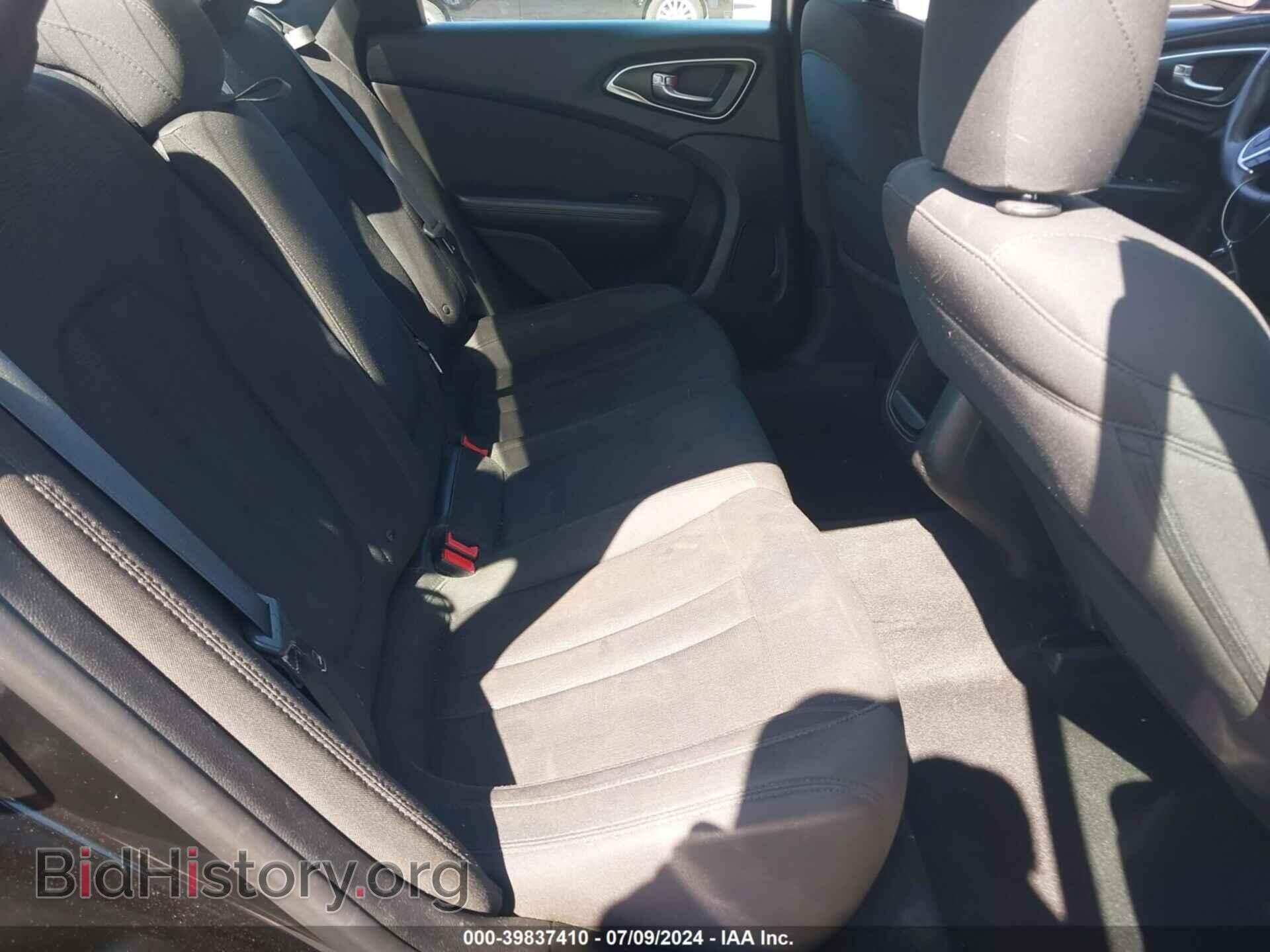 2015 CHRYSLER 200 - VIN: 1C3CCCAB9FN748185 - Фото 8
