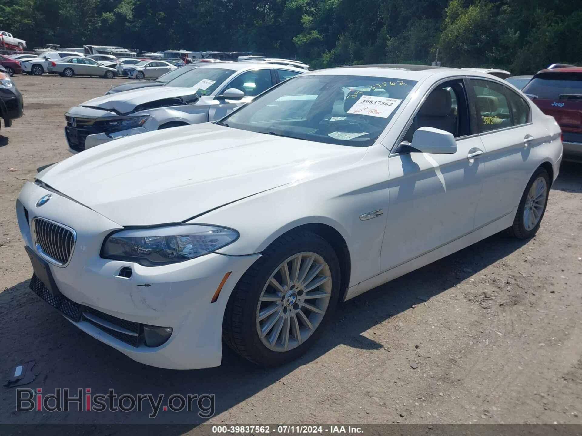2013 BMW 535I - VIN: WBAFU7C50DDU72533 - Фото 2