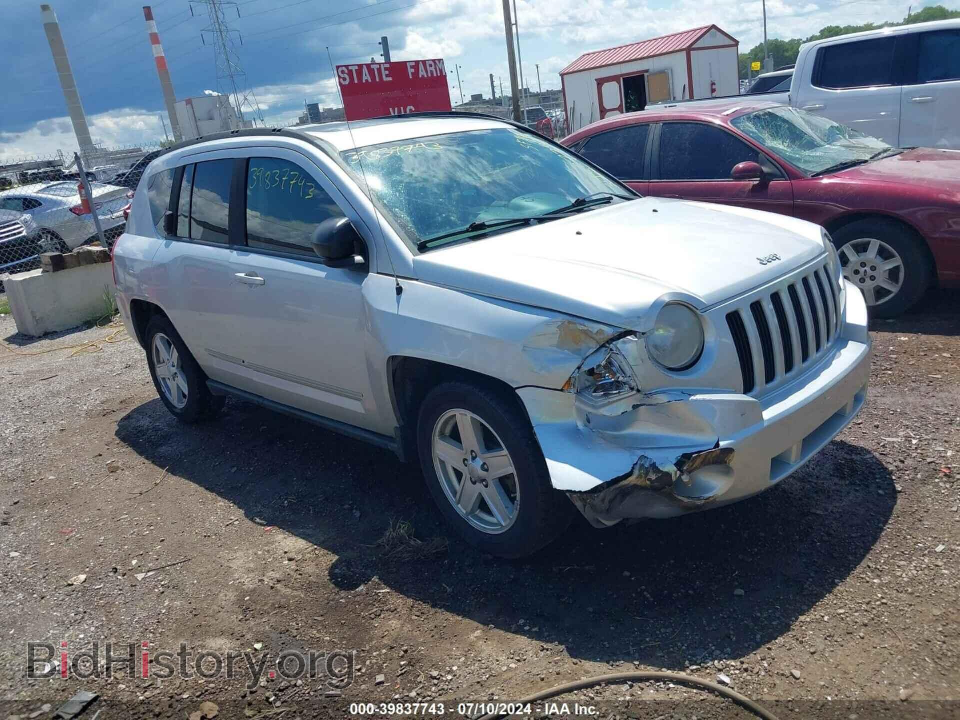 Photo 1J4NT4FA4AD653259 - JEEP COMPASS 2010