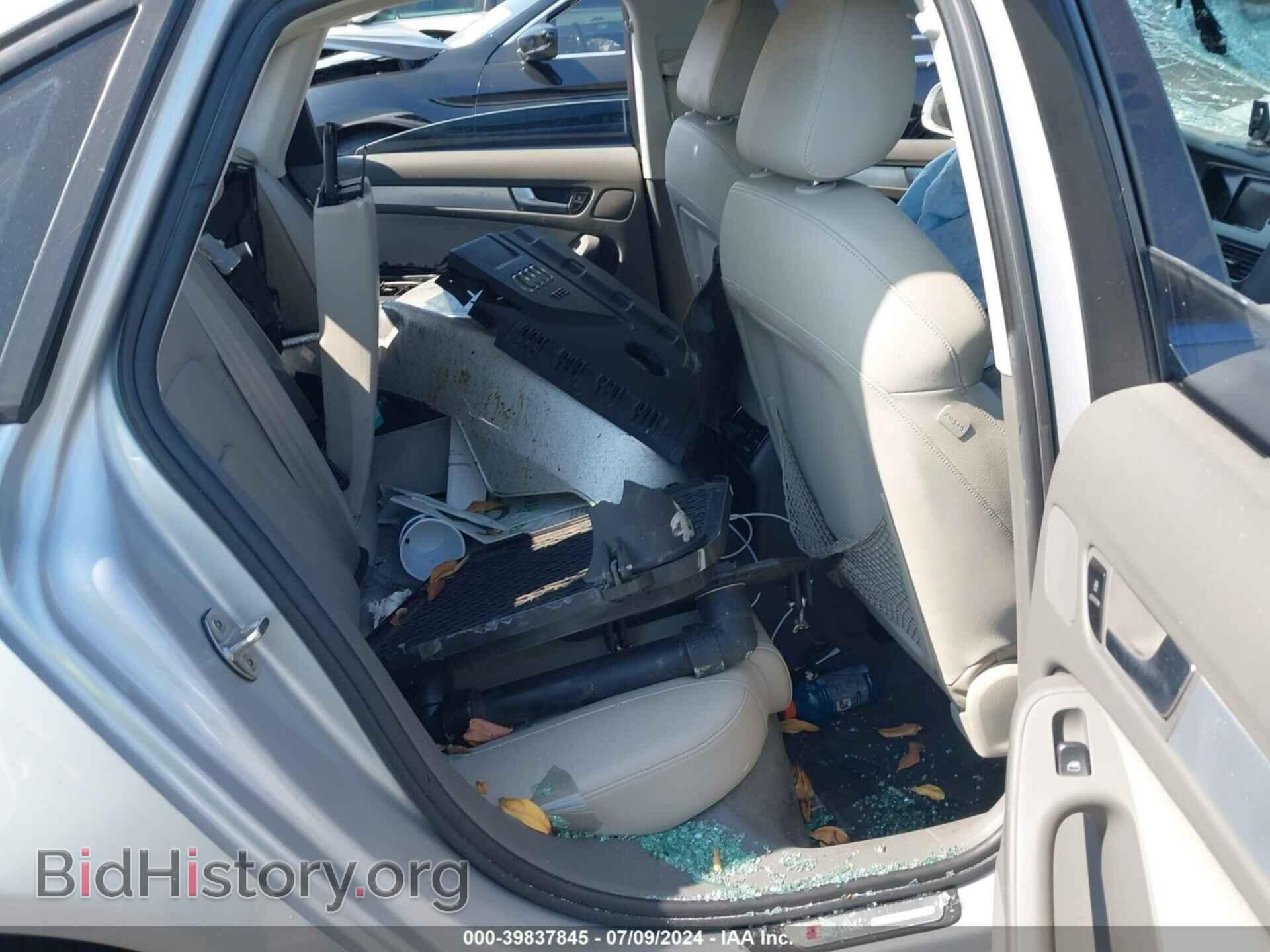 2012 AUDI A4 - VIN: WAUEFAFL3CA119782 - Фото 8