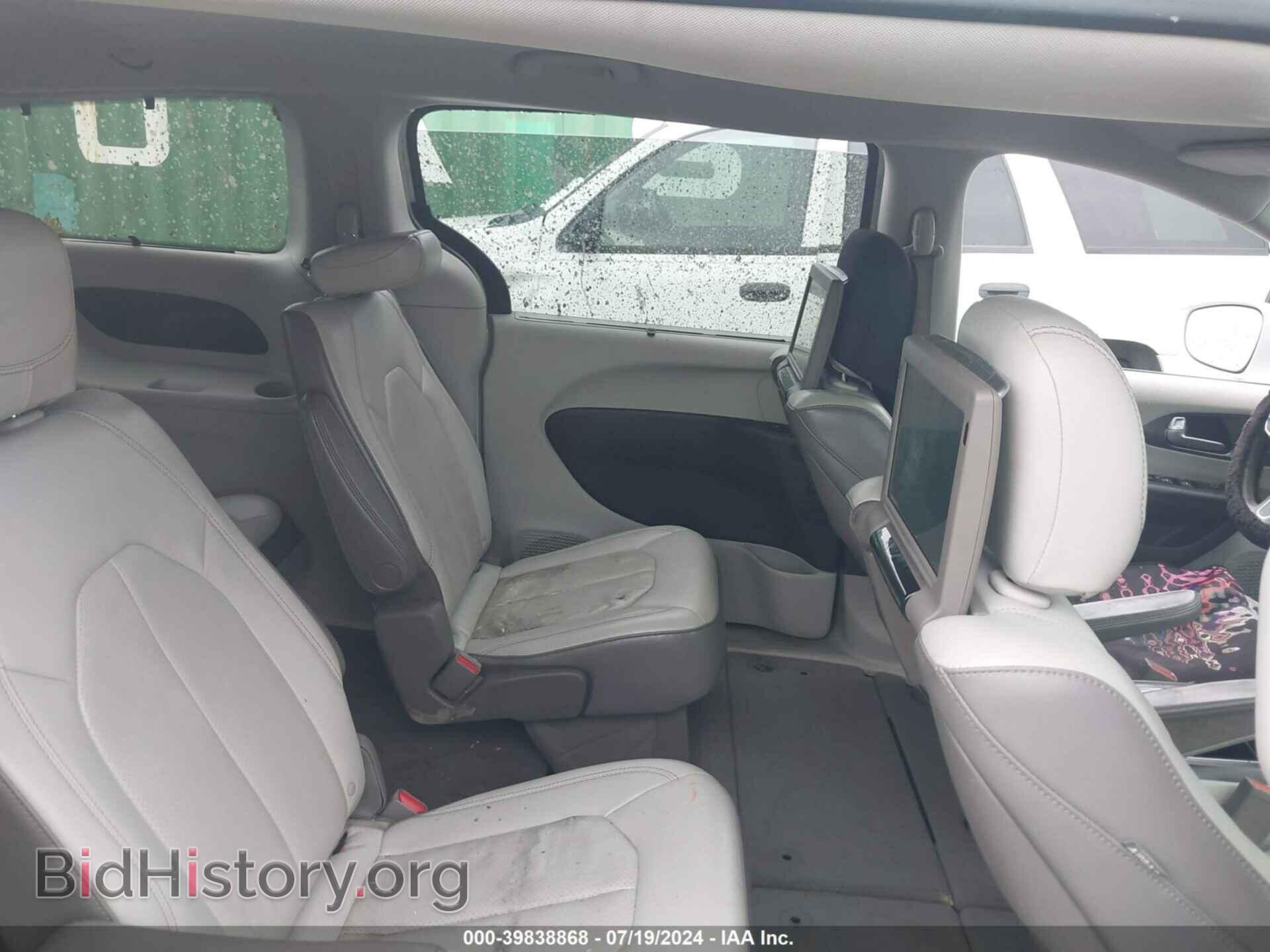 2018 CHRYSLER PACIFICA - VIN: 2C4RC1EG4JR111507 - Фото 8
