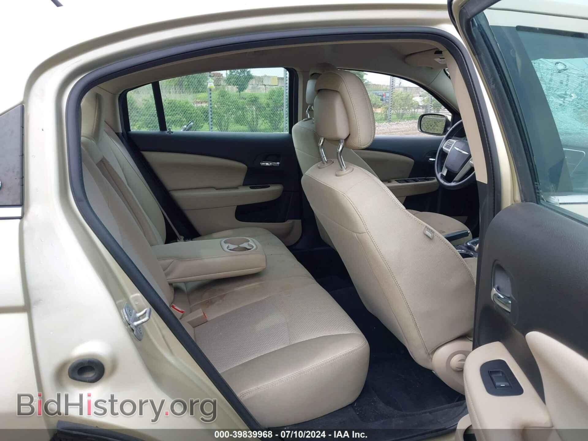 2011 CHRYSLER 200 - VIN: 1C3BC1FG3BN503638 - Фото 8