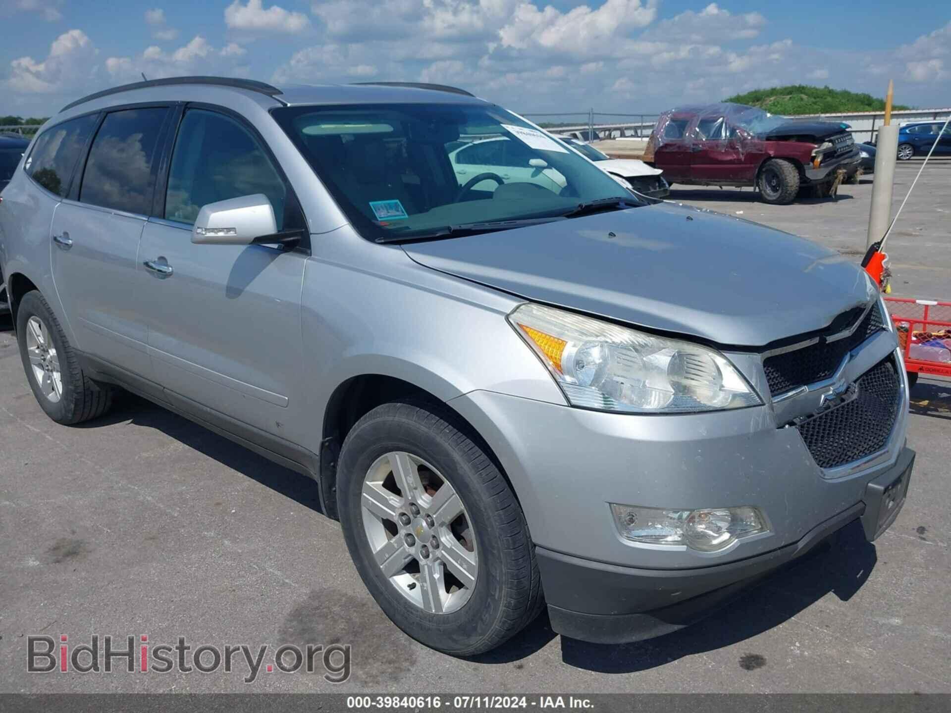 Photo 1GNKRJED5BJ257501 - CHEVROLET TRAVERSE 2011