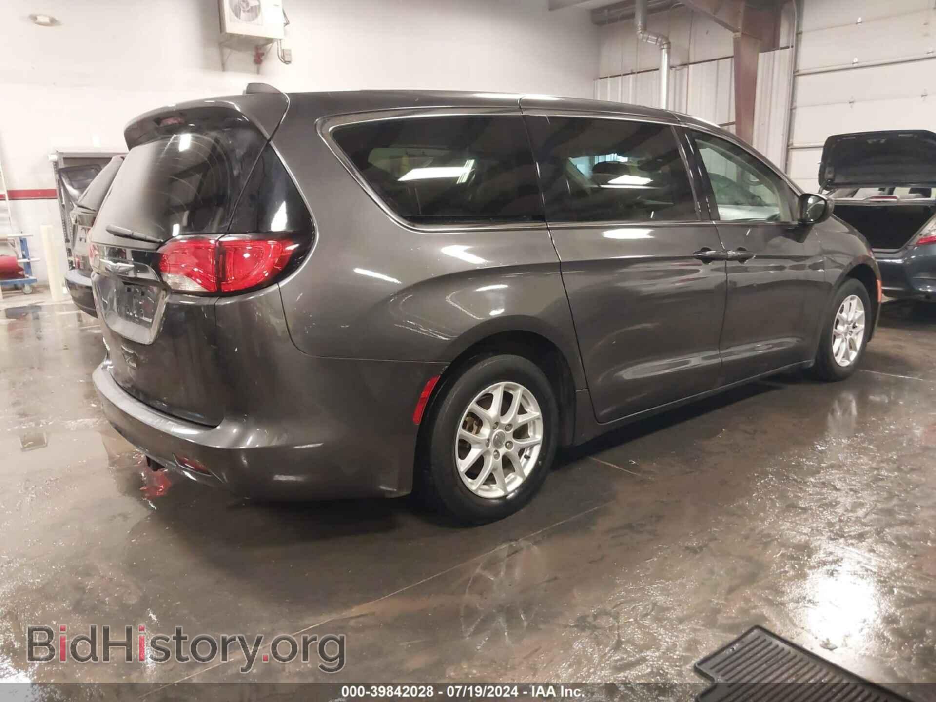 2017 CHRYSLER PACIFICA - VIN: 2C4RC1DG8HR529516 - Photo 4