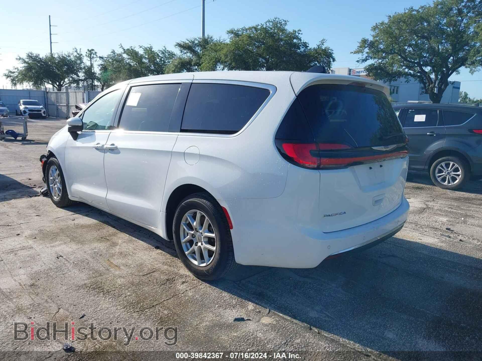 2023 CHRYSLER PACIFICA - VIN: 2C4RC1BG6PR546915 - Фото 3