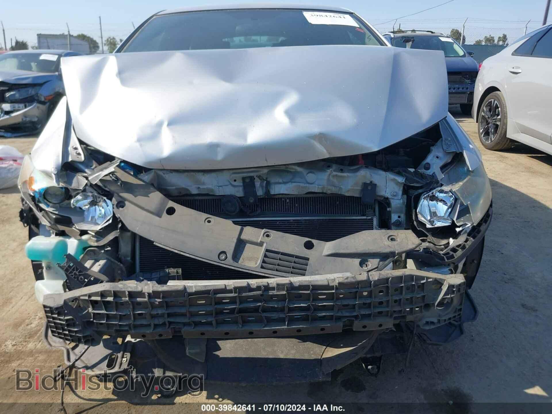 2011 HONDA INSIGHT - VIN: JHMZE2H74BS003768 - Фото 6