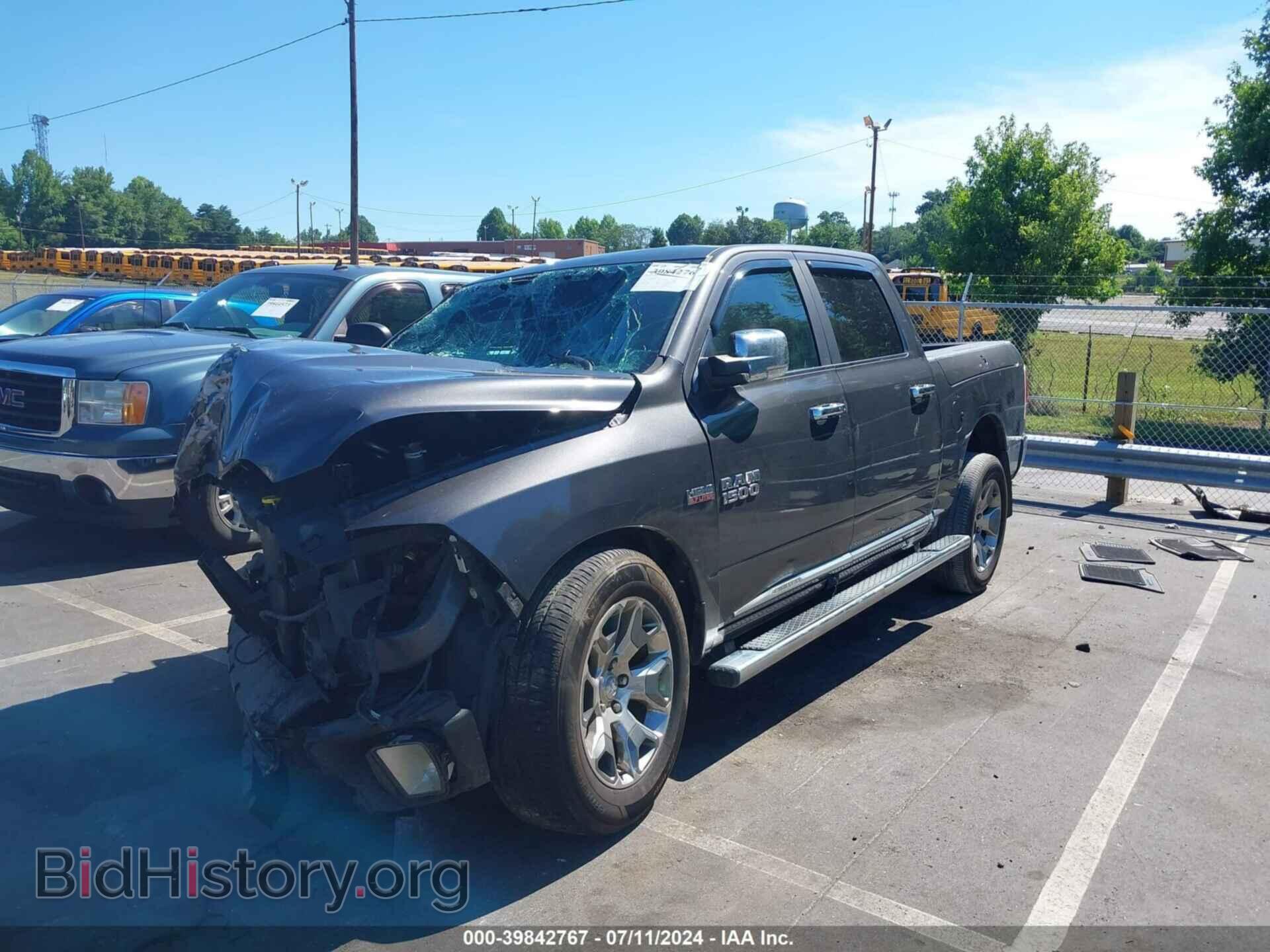 2017 RAM 1500 - VIN: 1C6RR6PT5HS605140 - Фото 2