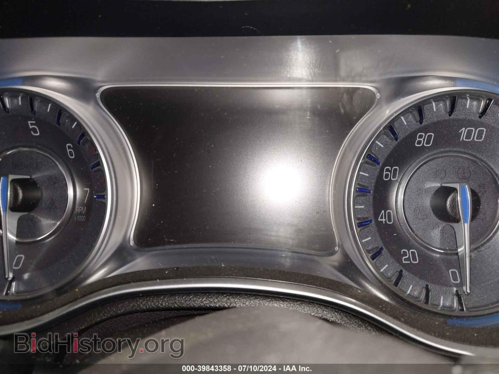 2015 CHRYSLER 300 - VIN: 2C3CCAAG4FH813887 - Фото 7