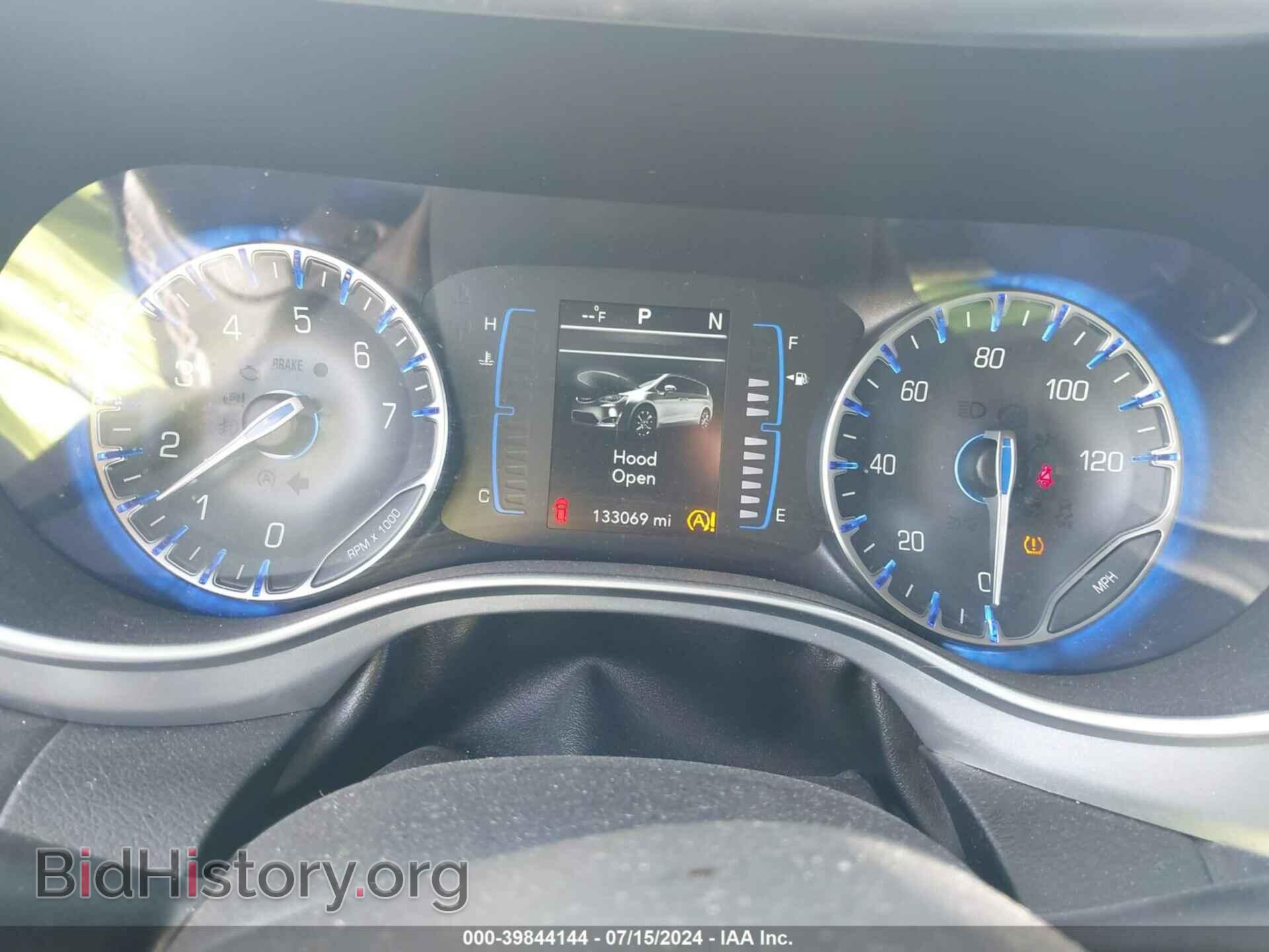 2018 CHRYSLER PACIFICA - VIN: 2C4RC1BG9JR292818 - Фото 7