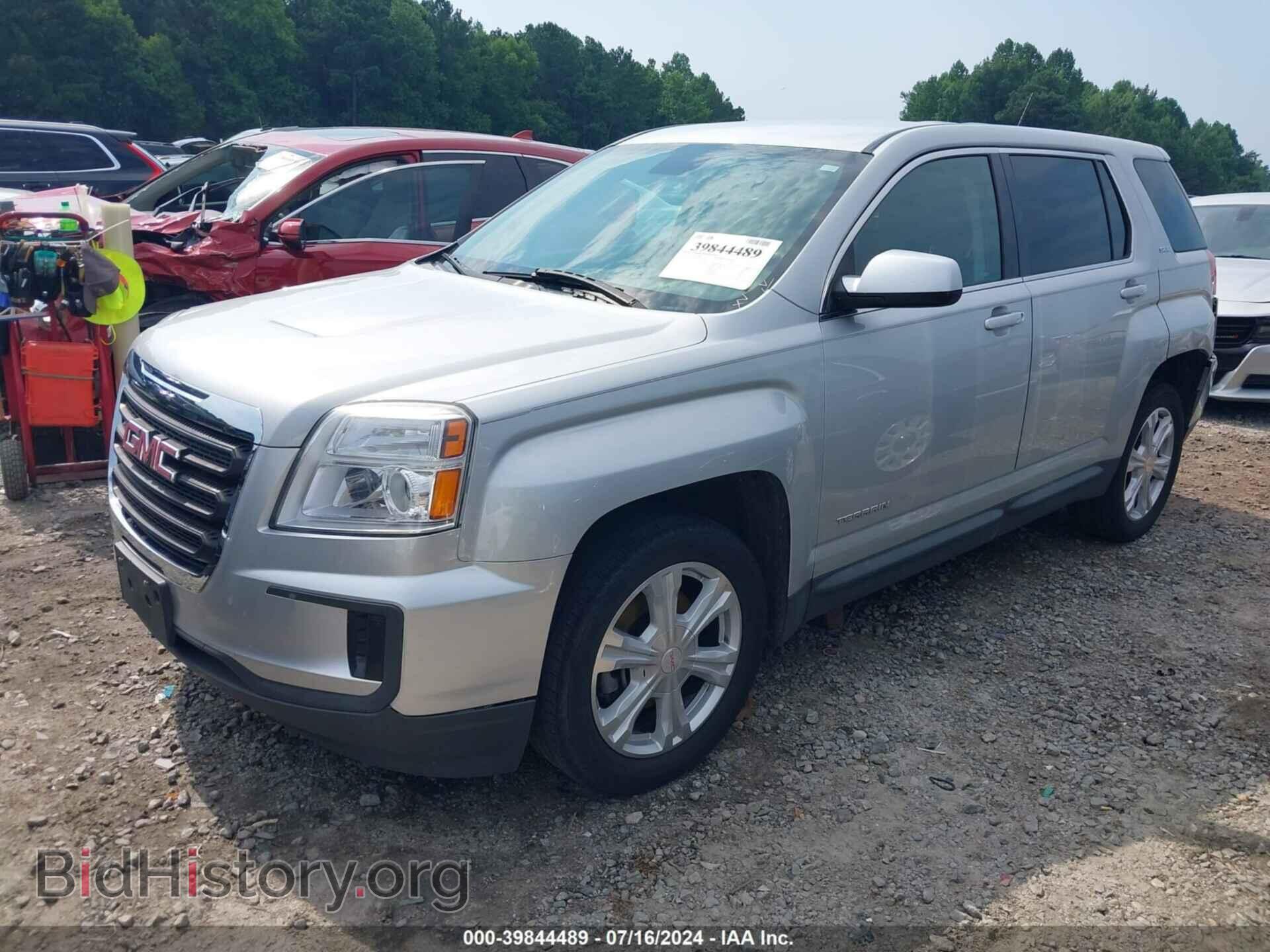 2017 GMC TERRAIN - VIN: 2GKALMEKXH6157216 - Фото 2