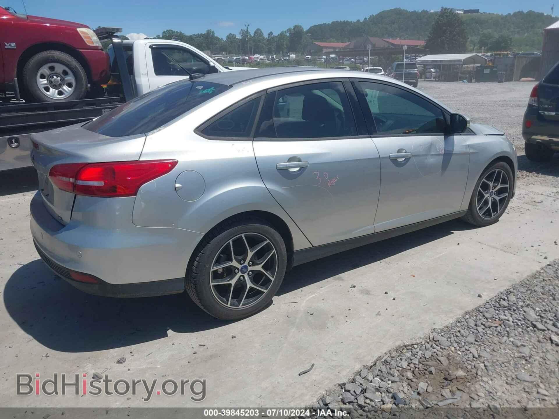 2017 FORD FOCUS - VIN: 1FADP3H22HL218512 - Photo 4