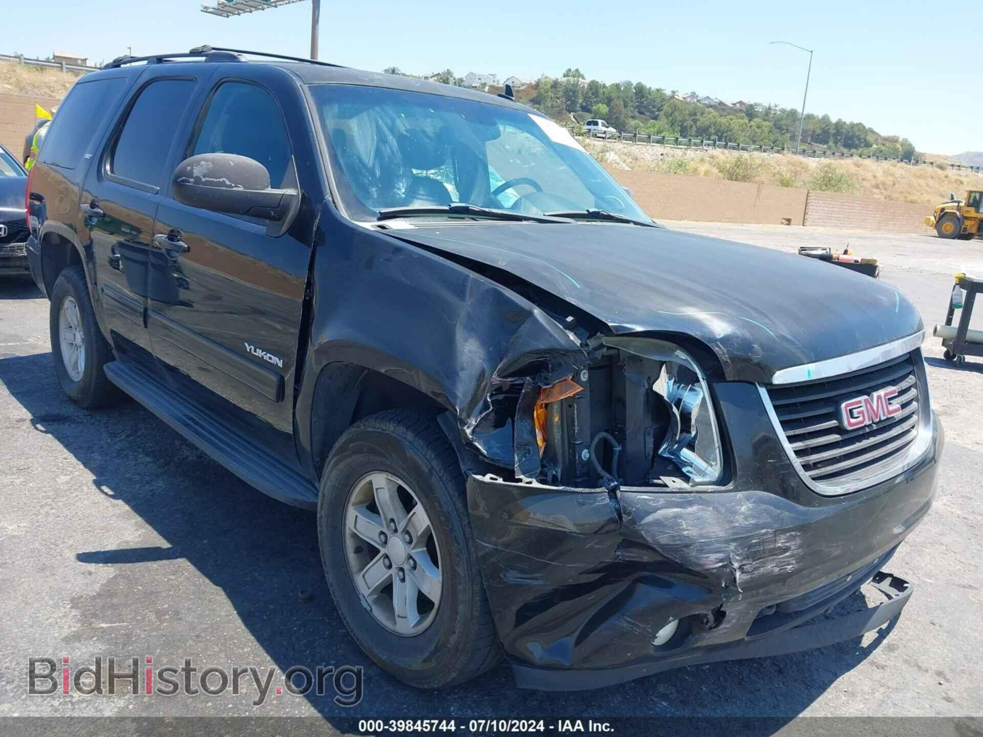 Photo 1GKS1CE09DR182156 - GMC YUKON 2013