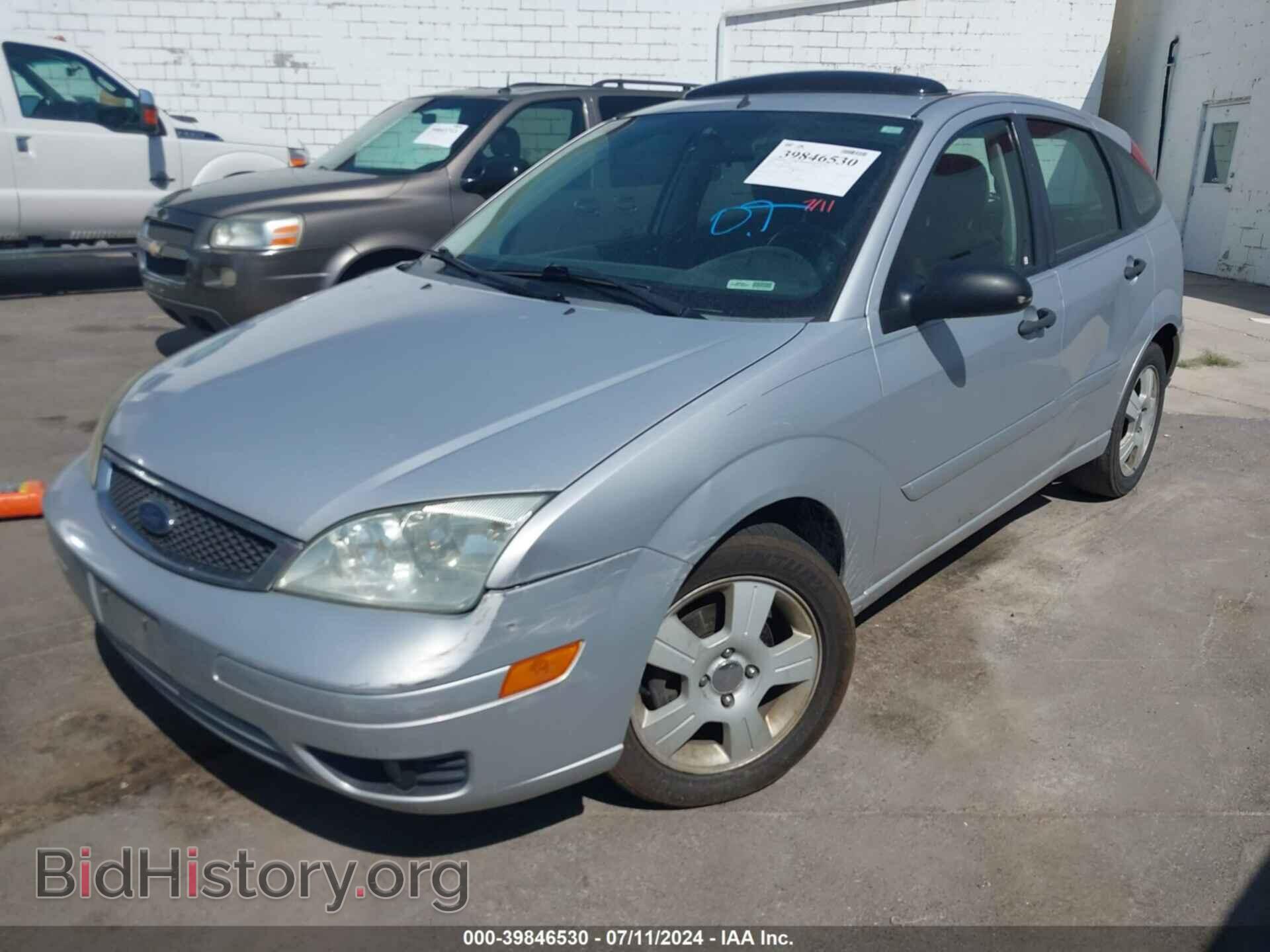 2006 FORD FOCUS - VIN: 1FAFP37N76W192330 - Фото 2