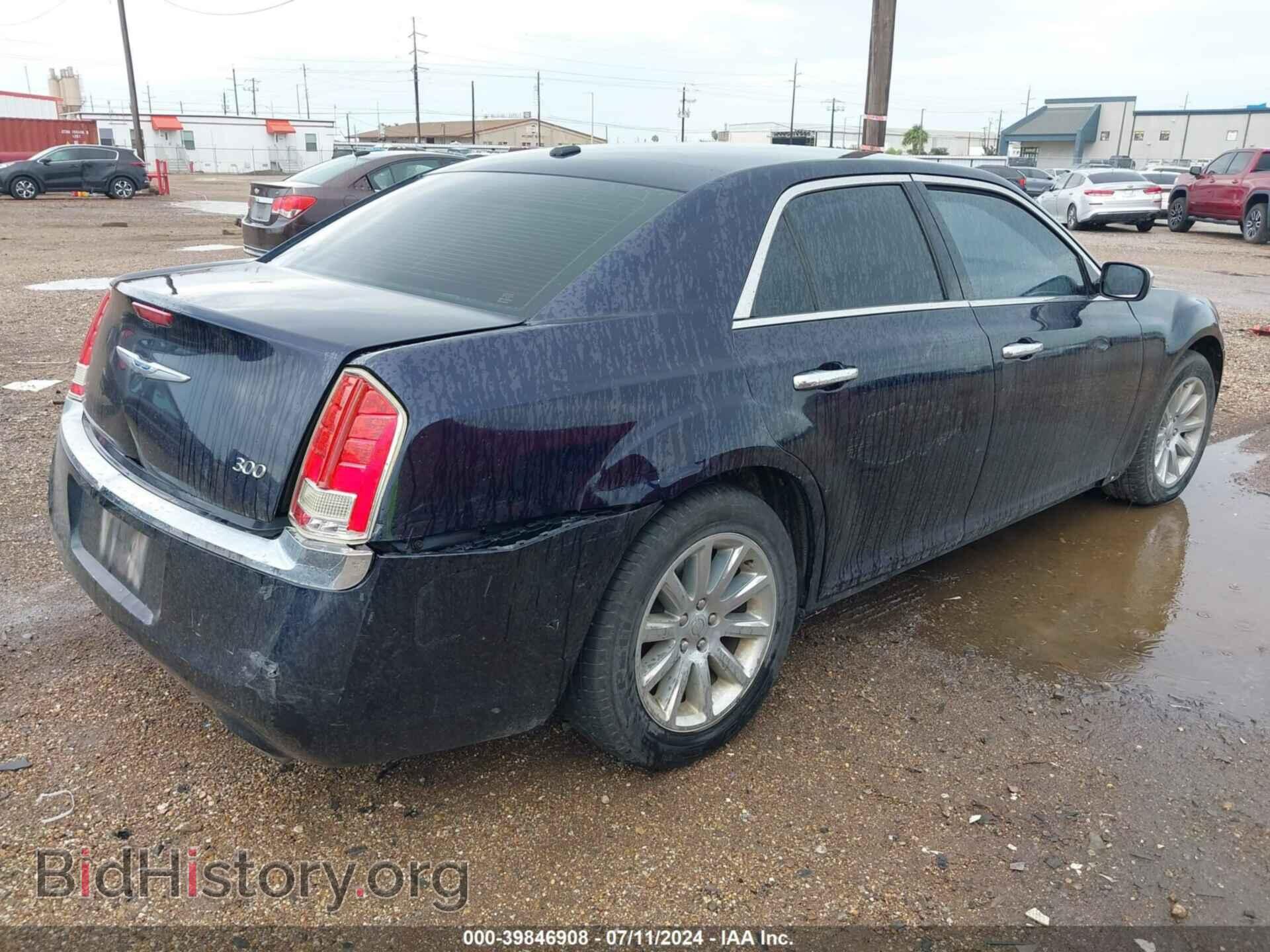 2012 CHRYSLER 300 - VIN: 2C3CCACG3CH310005 - Фото 4
