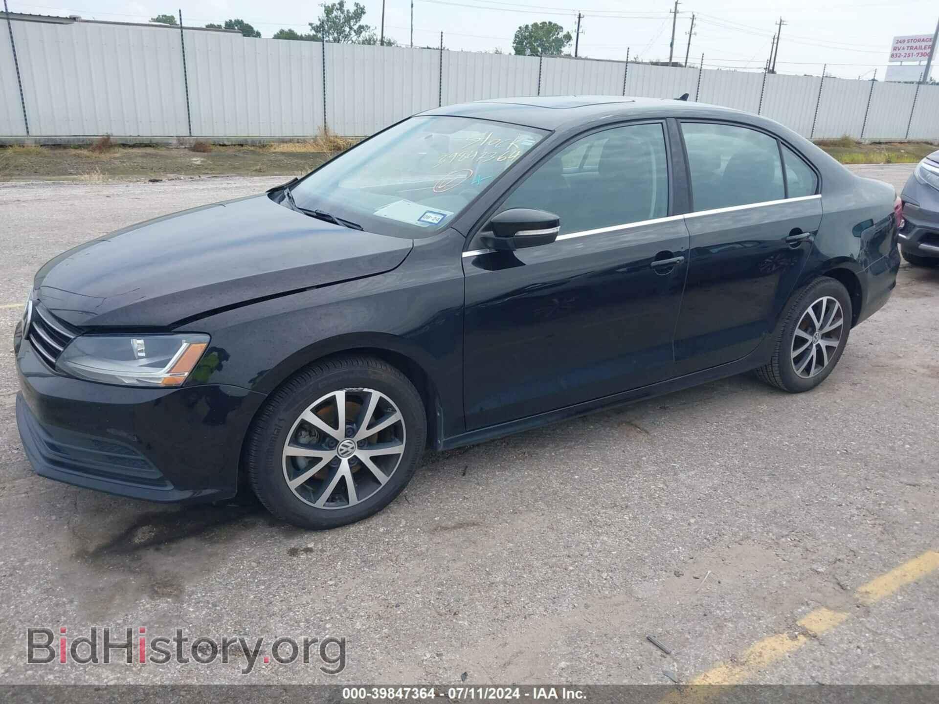 2017 VOLKSWAGEN JETTA - VIN: 3VWDB7AJXHM361267 - Фото 2