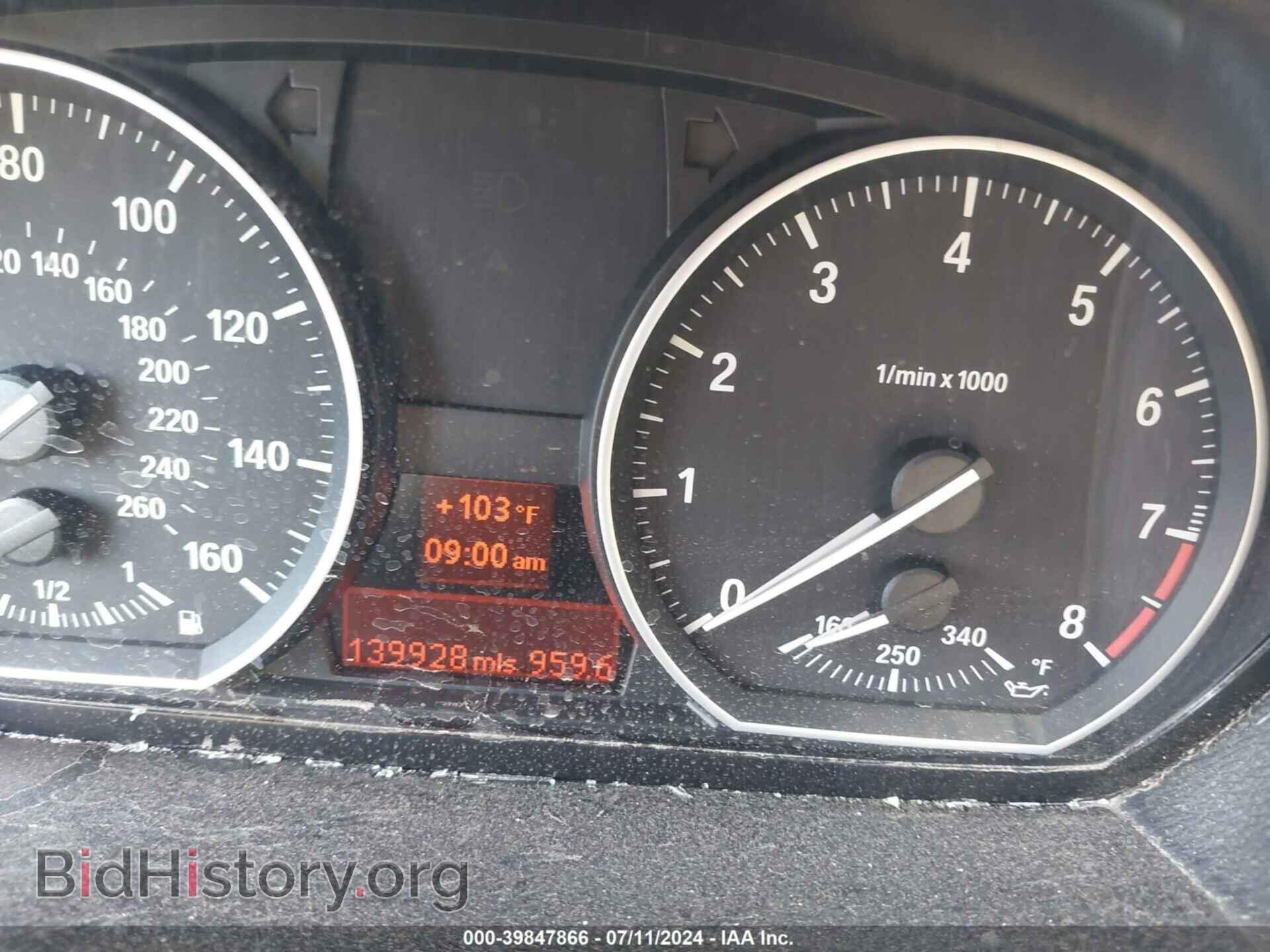2011 BMW 135I - VIN: WBAUC9C55BVM09800 - Фото 7